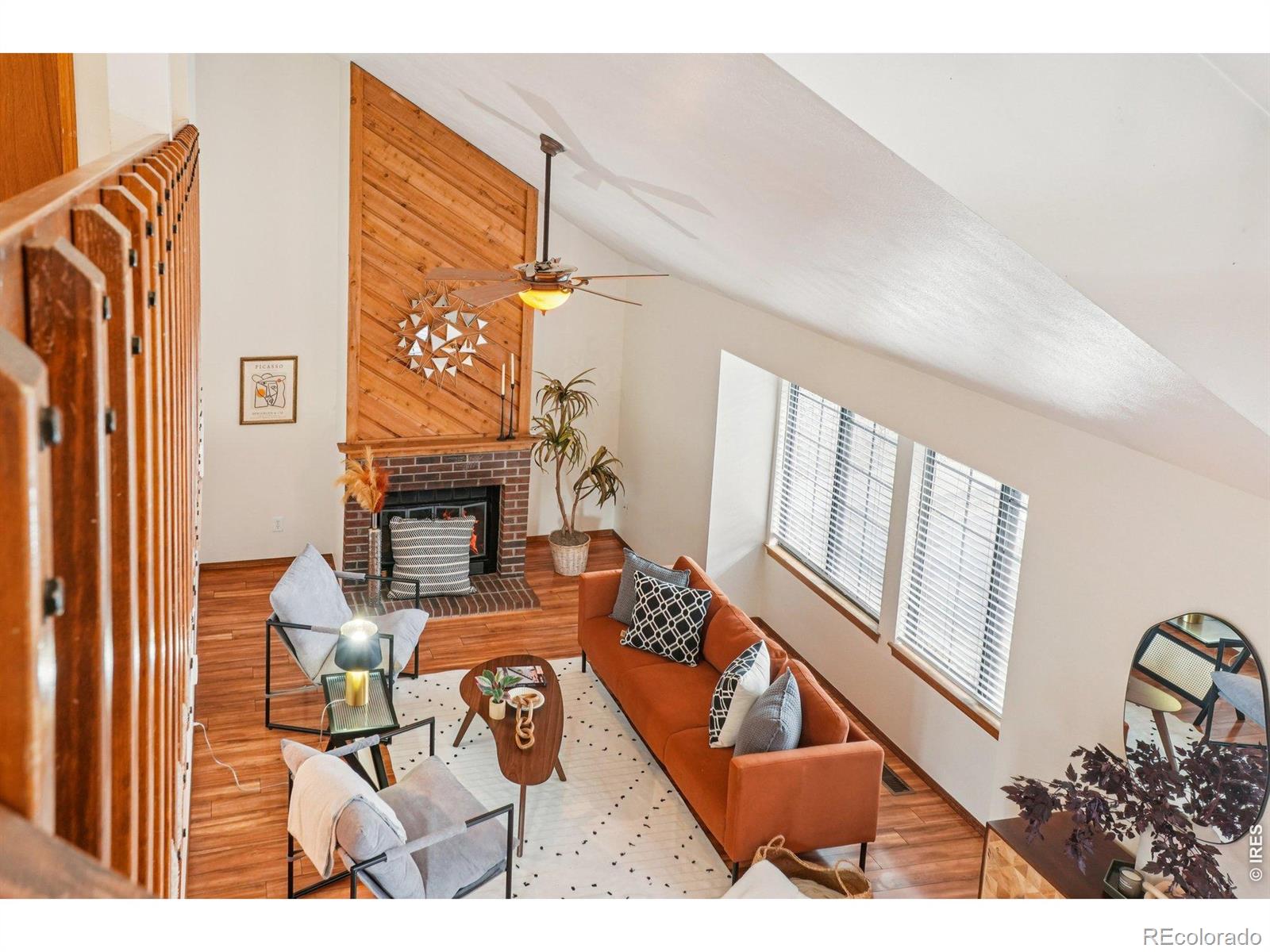 6321 Oak Court