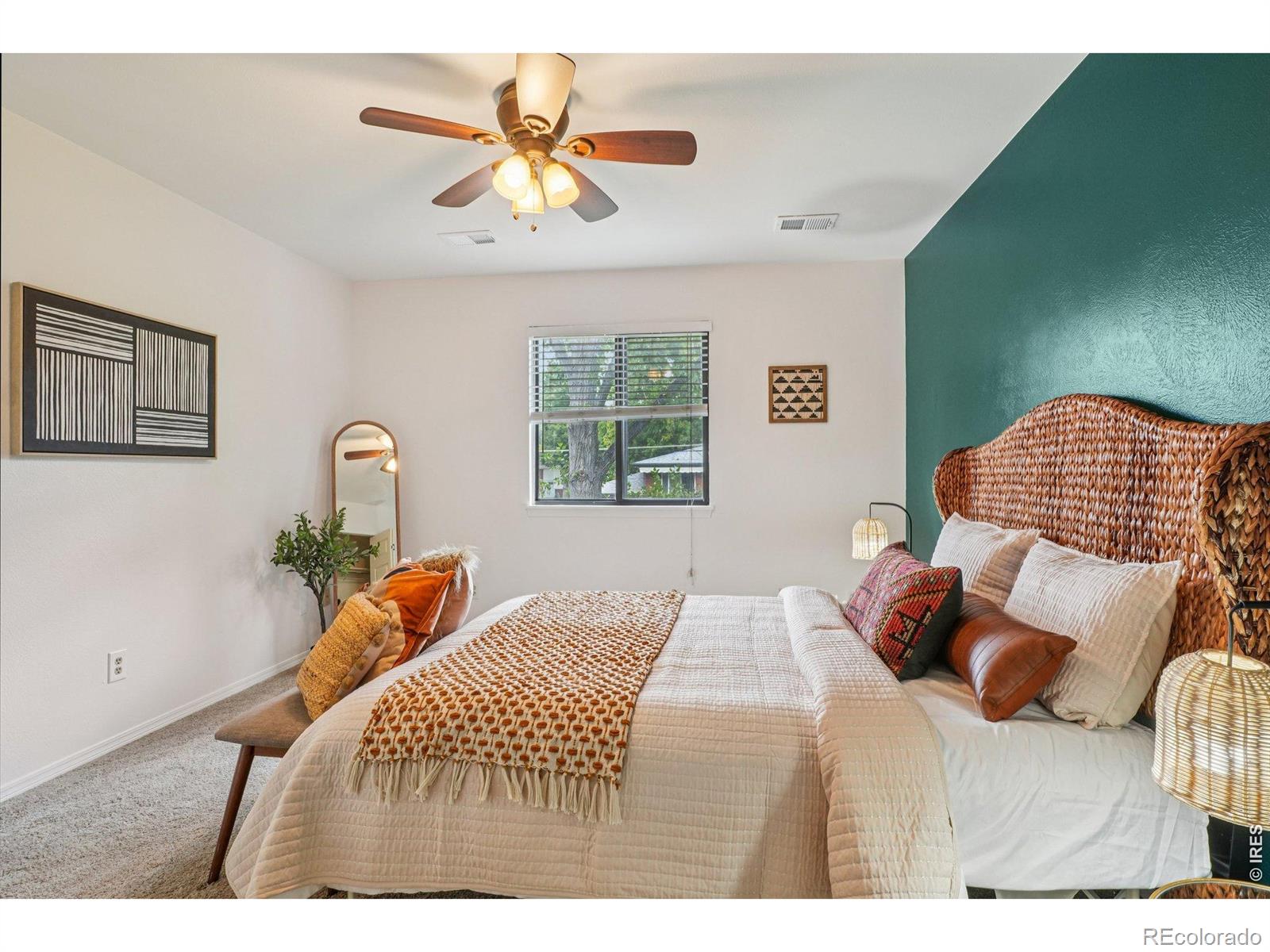 6321 Oak Court