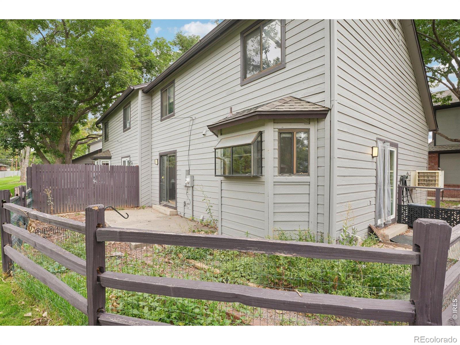 6321 Oak Court