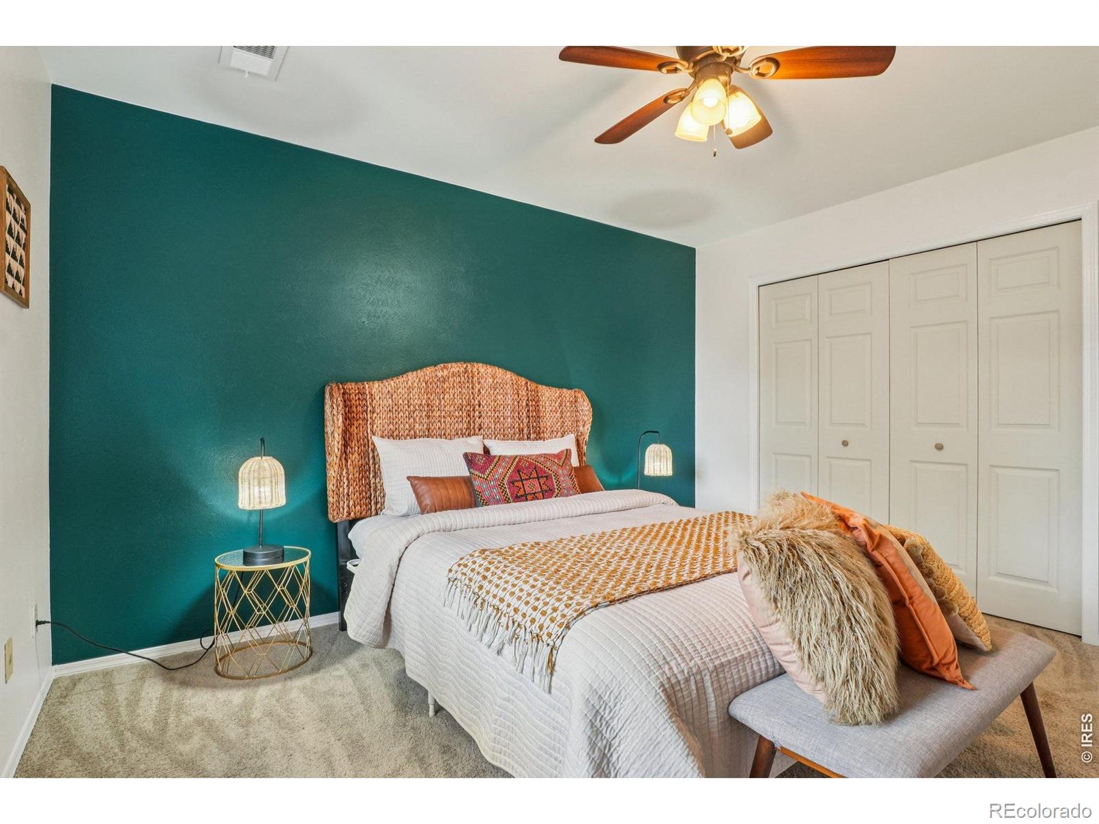 6321 Oak Court