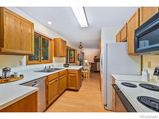 1631 Dogwood Court