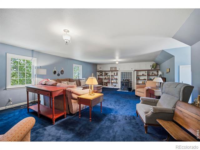 2128 Stonecrest Drive