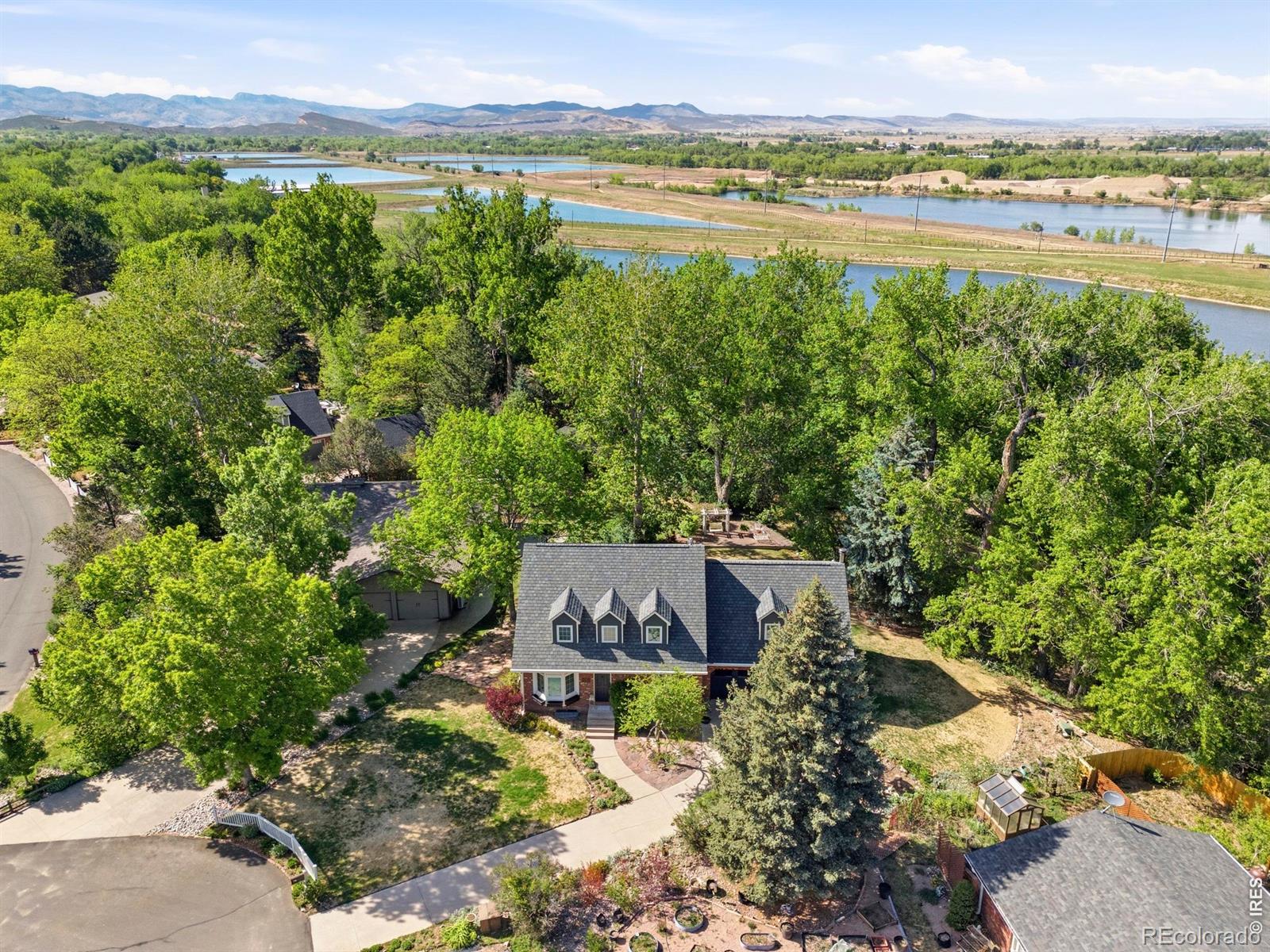 2128 Stonecrest Drive
