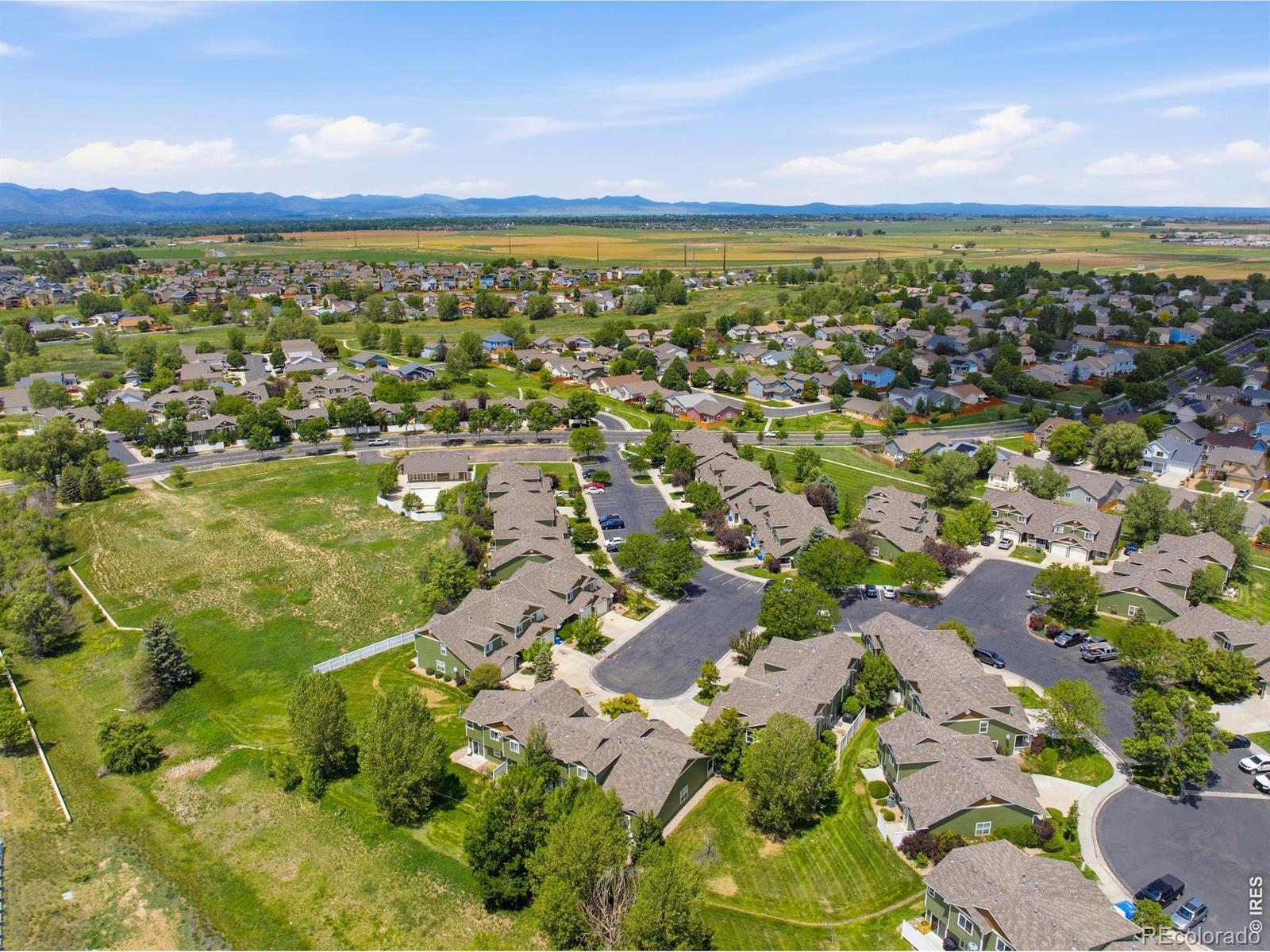 802 Waterglen Drive Unit: 52