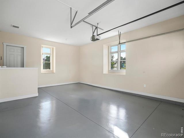 1819 Seashell Court