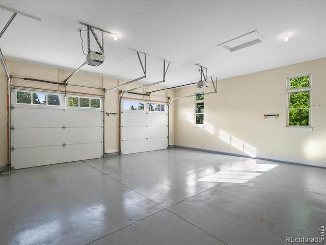 1819 Seashell Court
