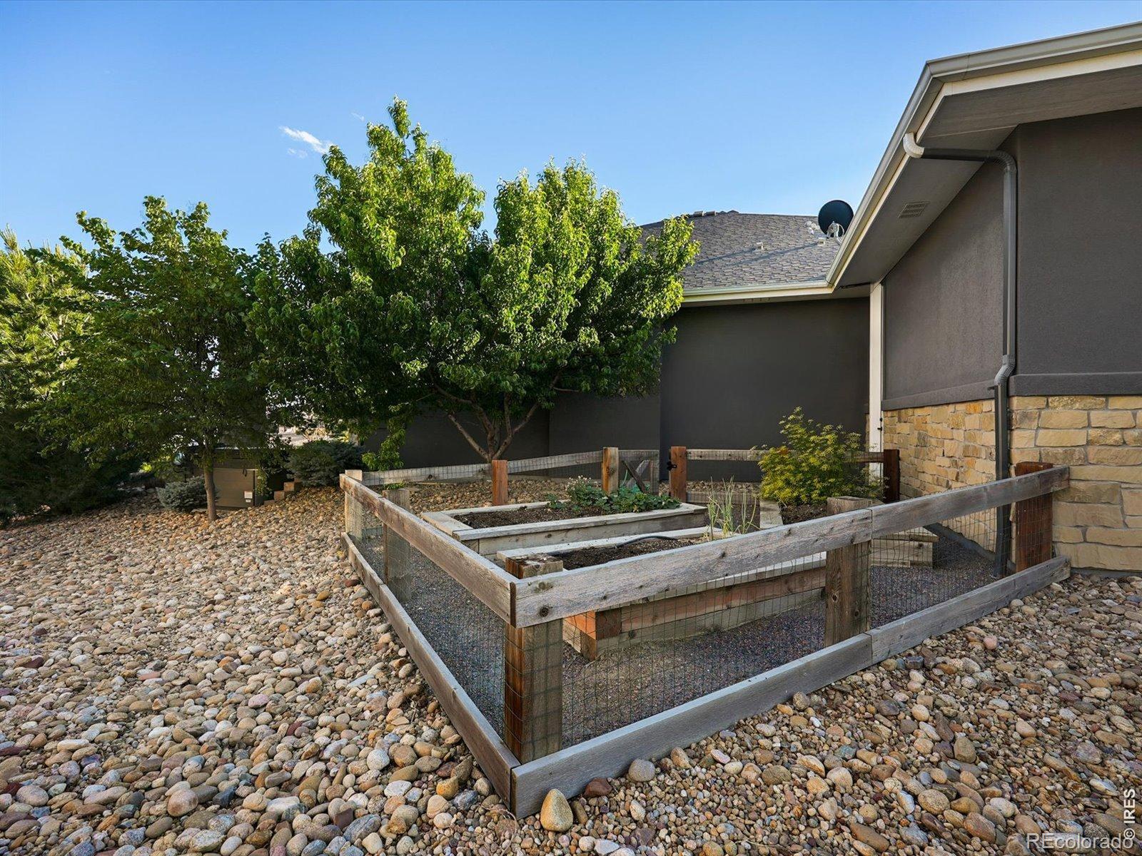 1819 Seashell Court
