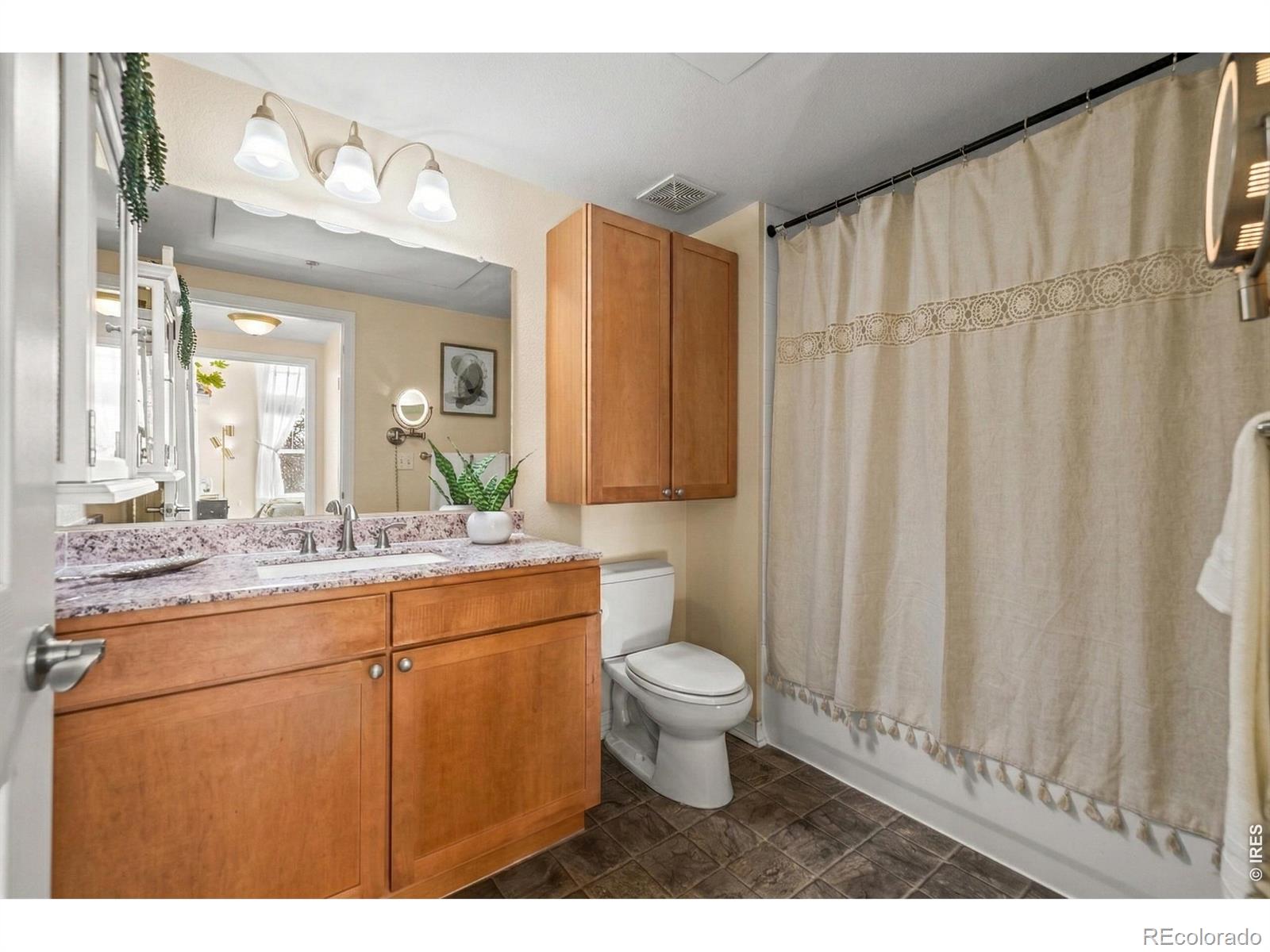 1623 Saint Paul Street Unit: 405