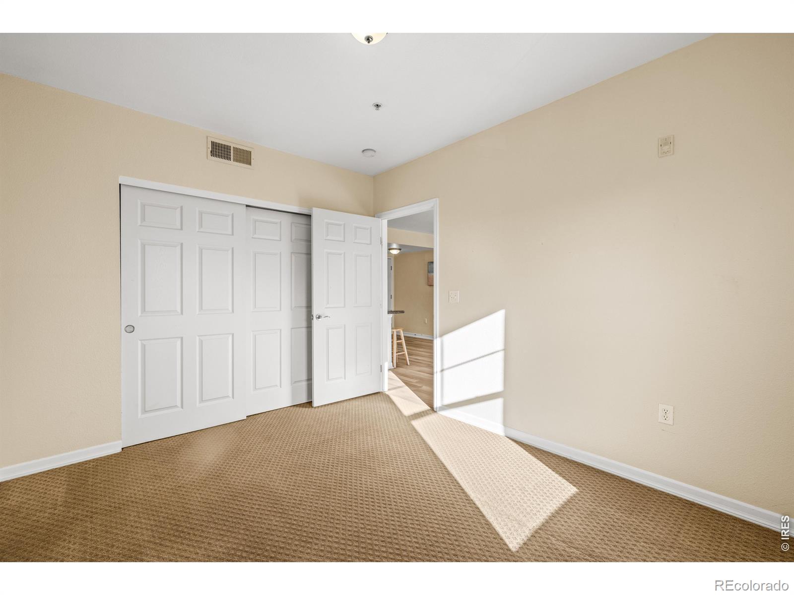 1623 Saint Paul Street Unit: 405