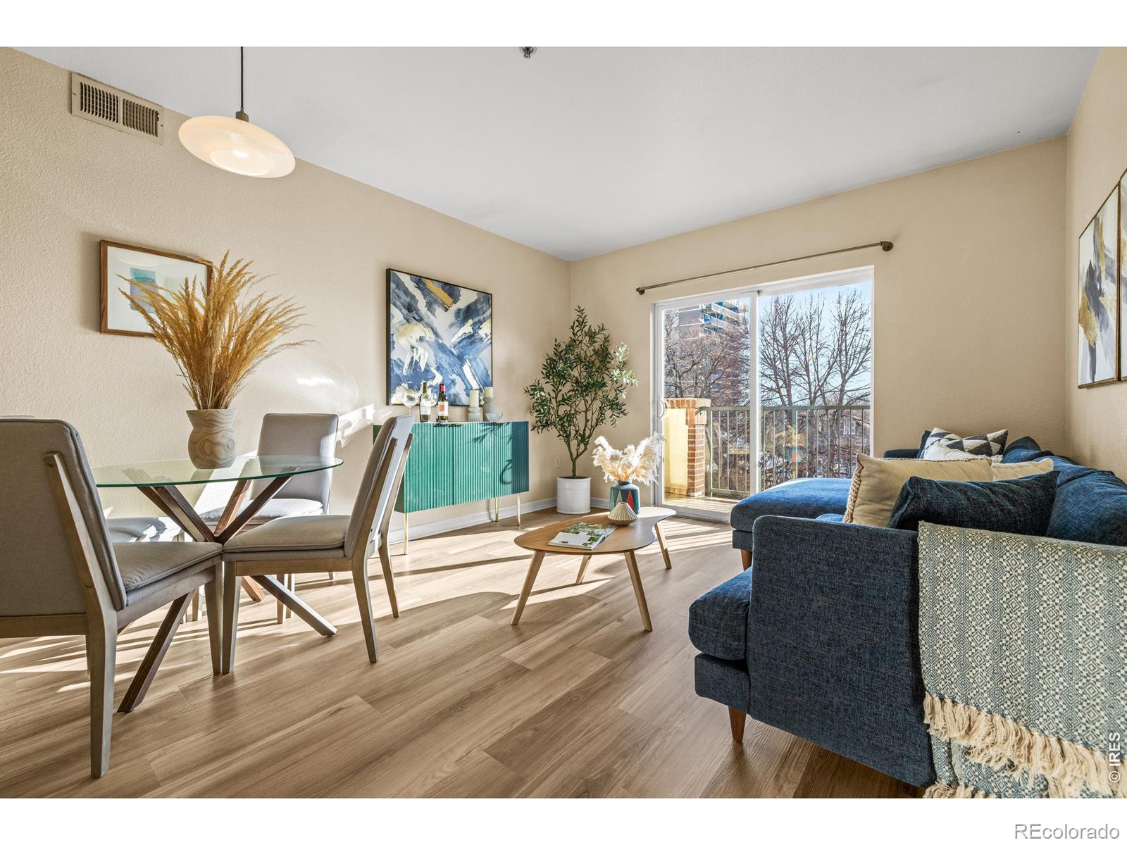 1623 Saint Paul Street Unit: 405