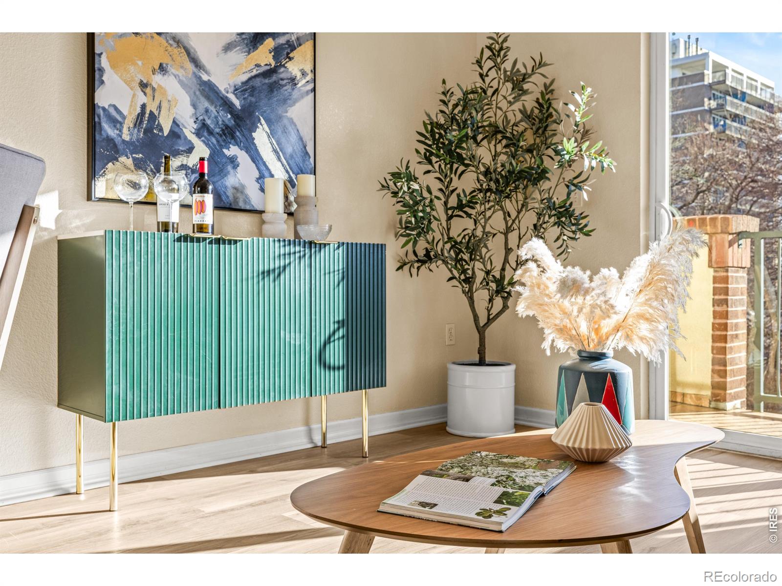 1623 Saint Paul Street Unit: 405