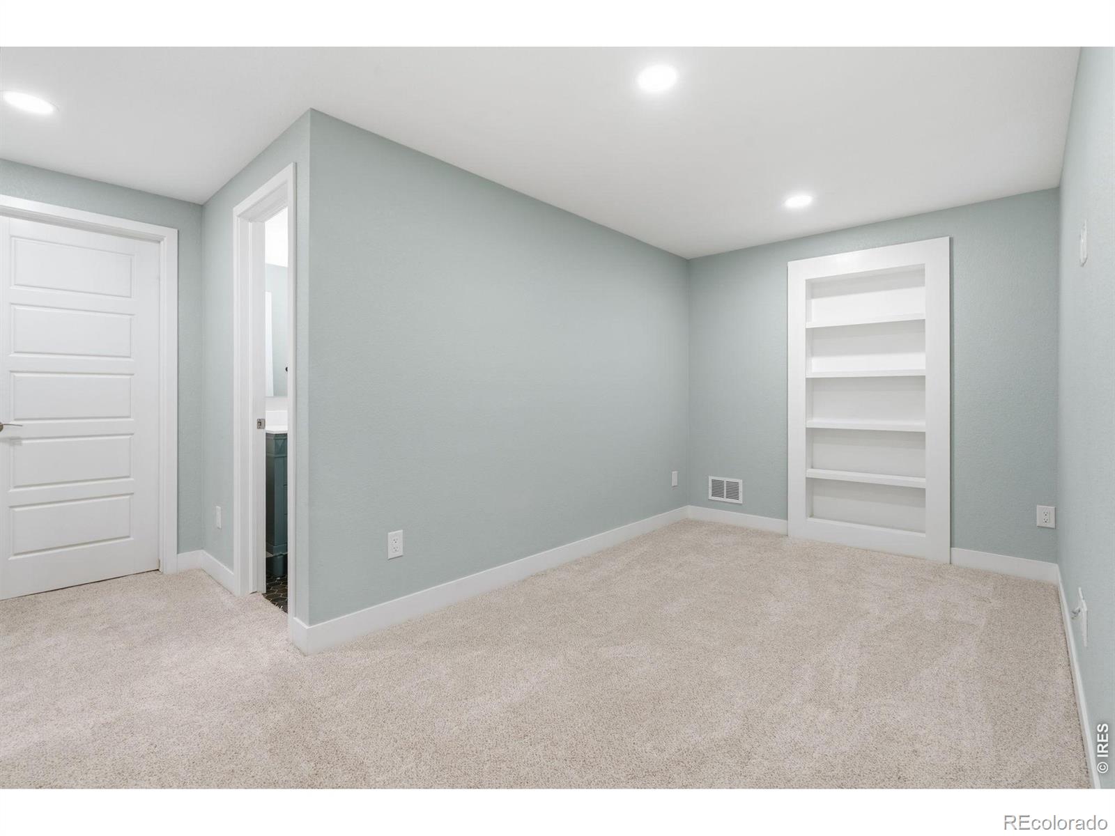 56 Starlight Circle