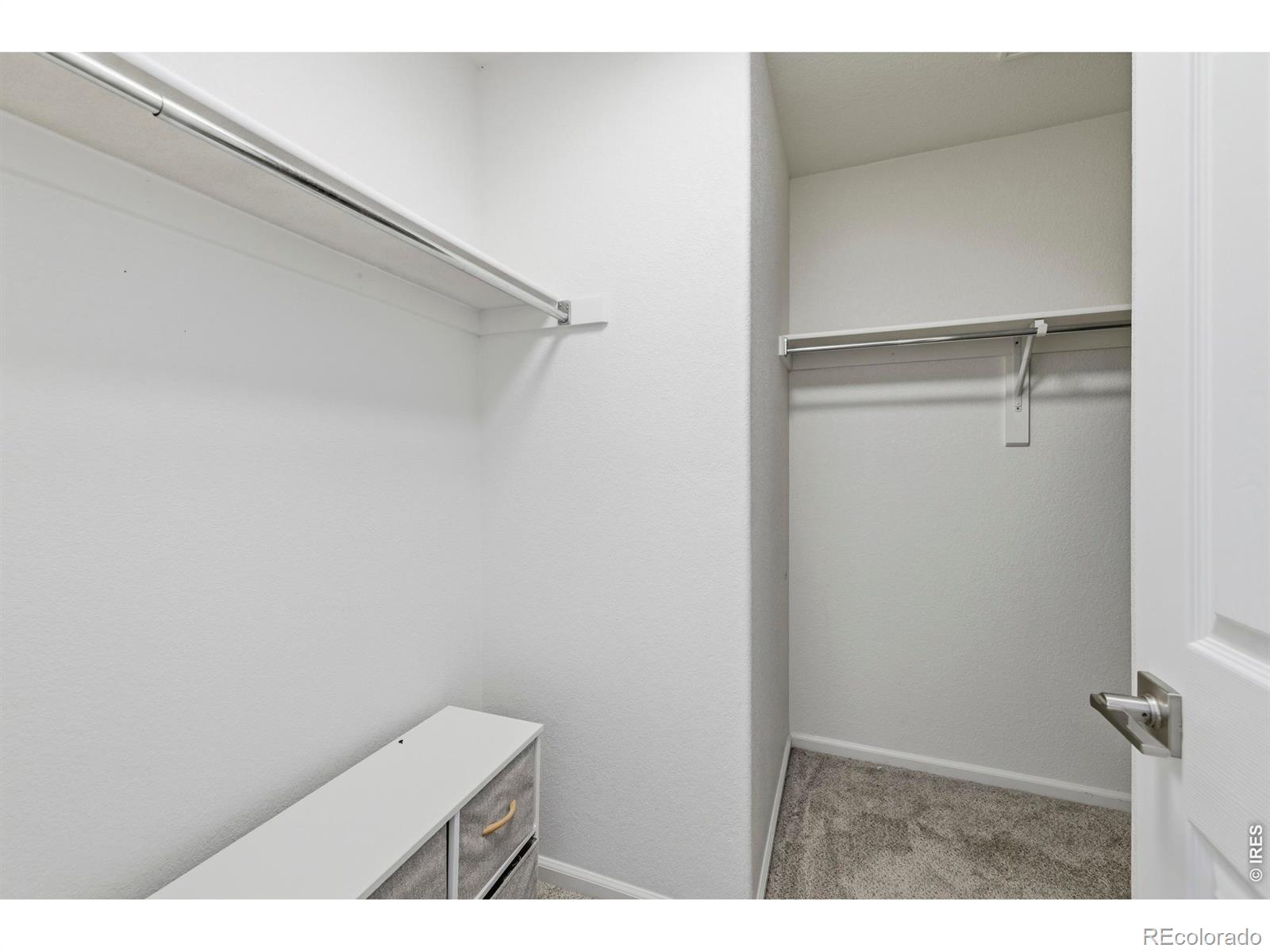 802 Waterglen Drive Unit: 52