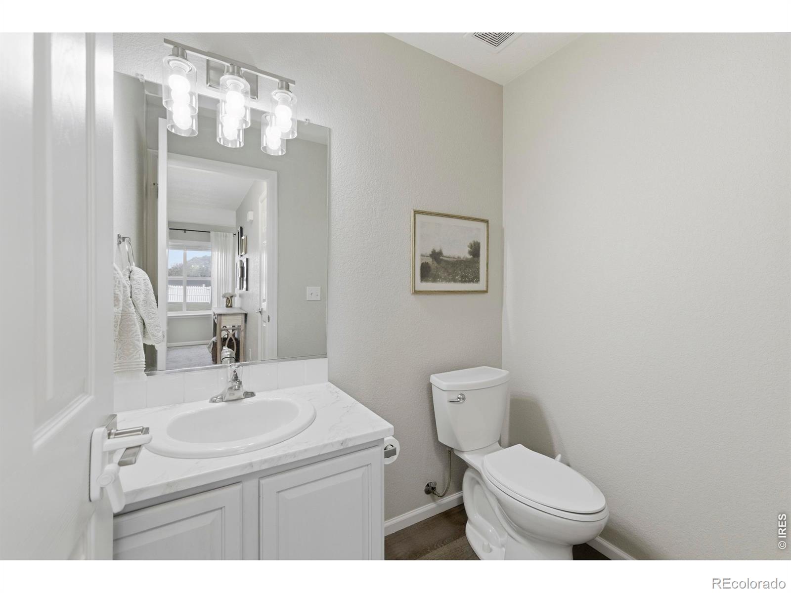 802 Waterglen Drive Unit: 52