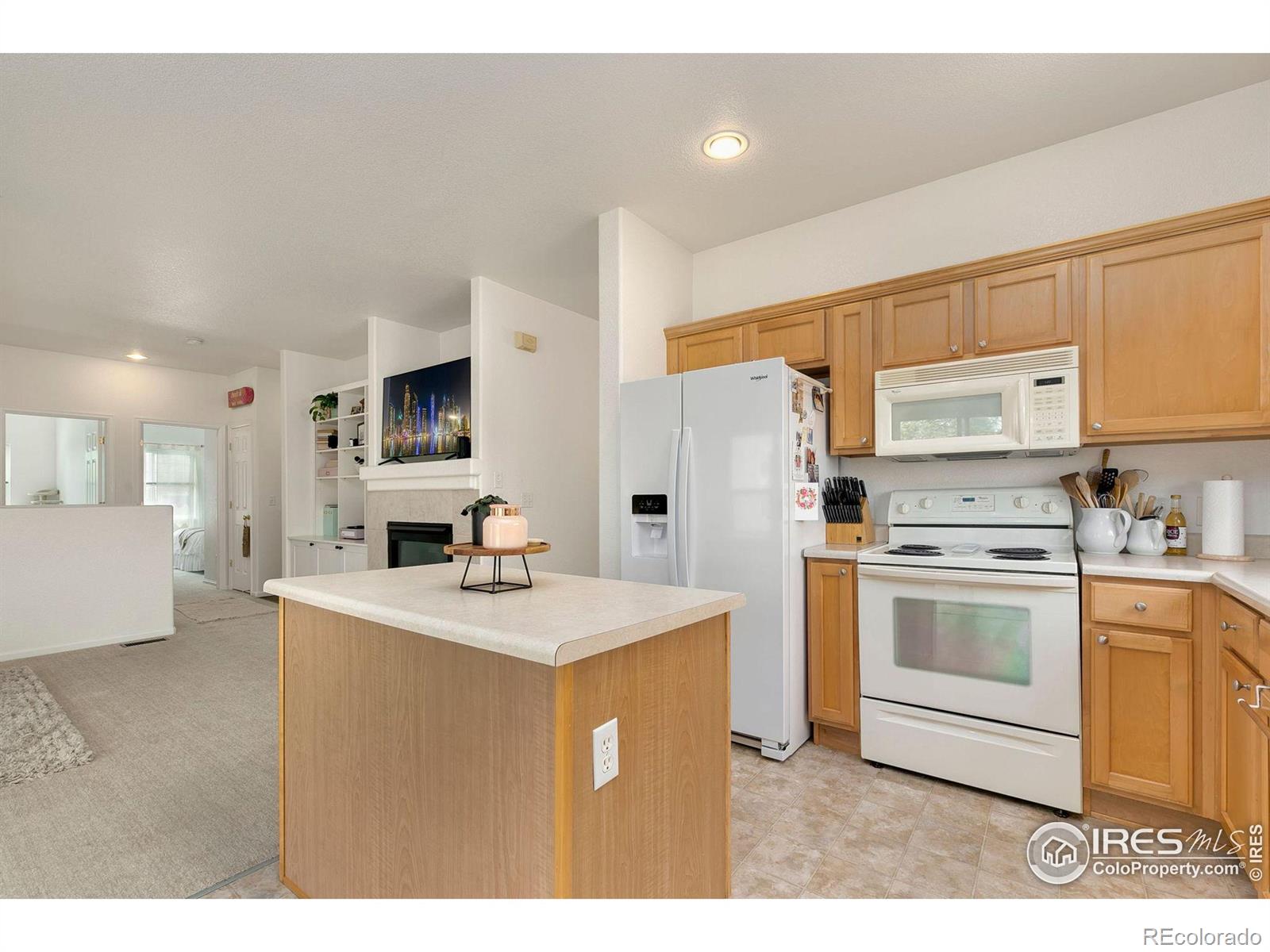 2814 Outrigger Way