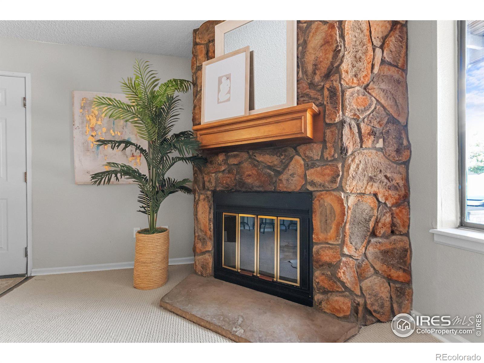 6385 Oak Street Unit: 103