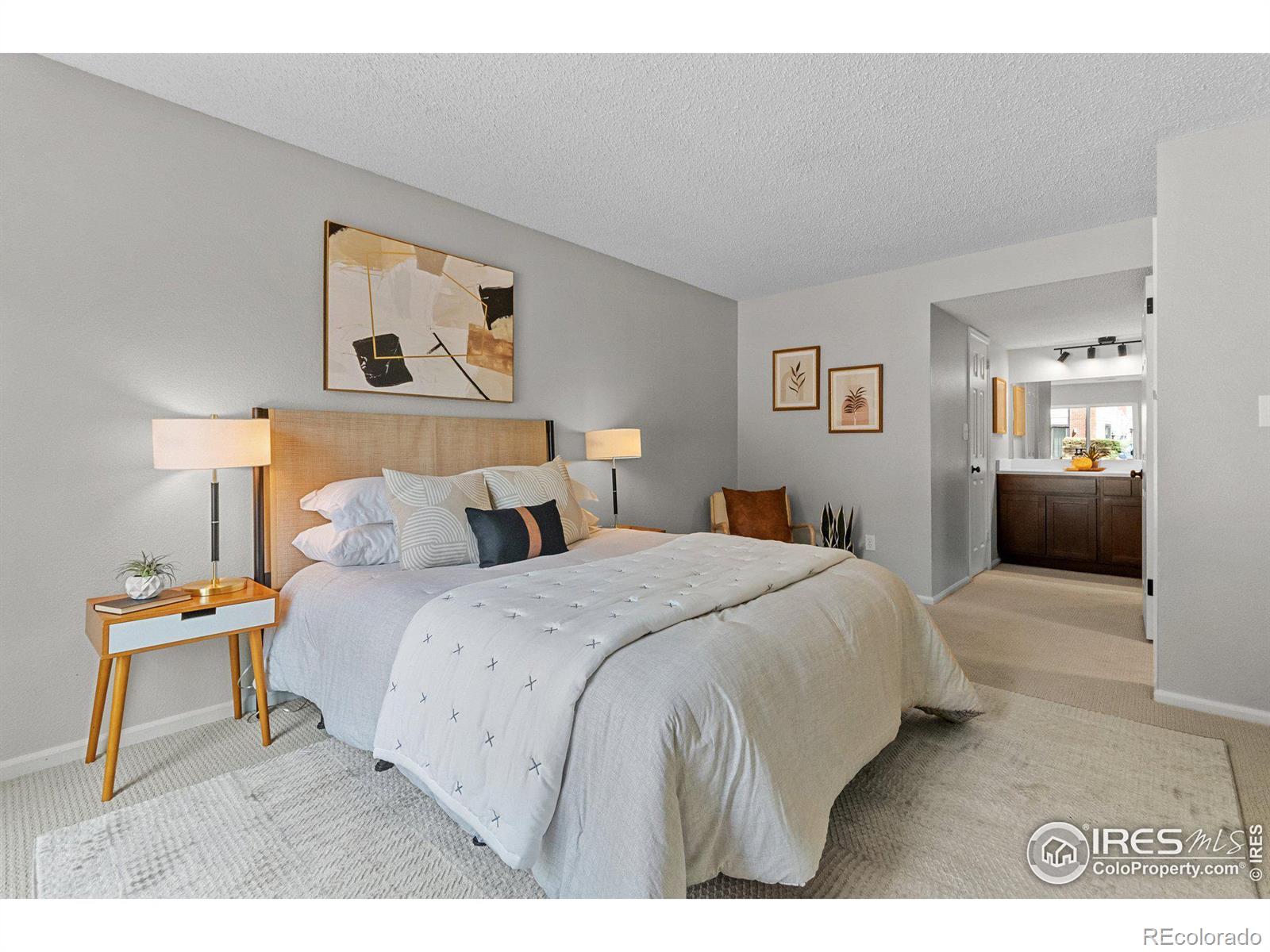 6385 Oak Street Unit: 103