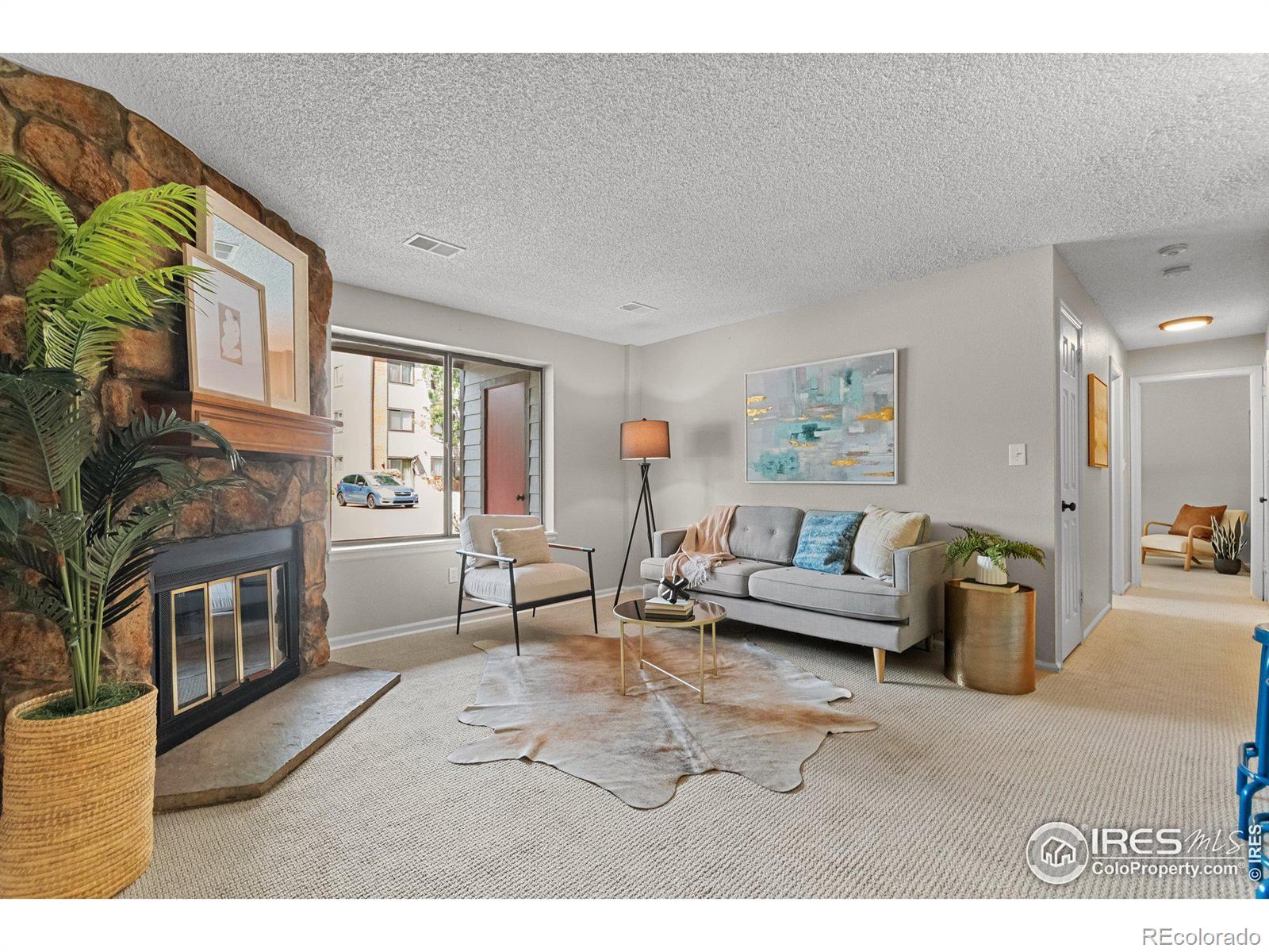 6385 Oak Street Unit: 103