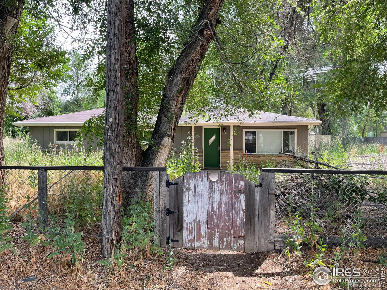 526 N Hollywood Street
