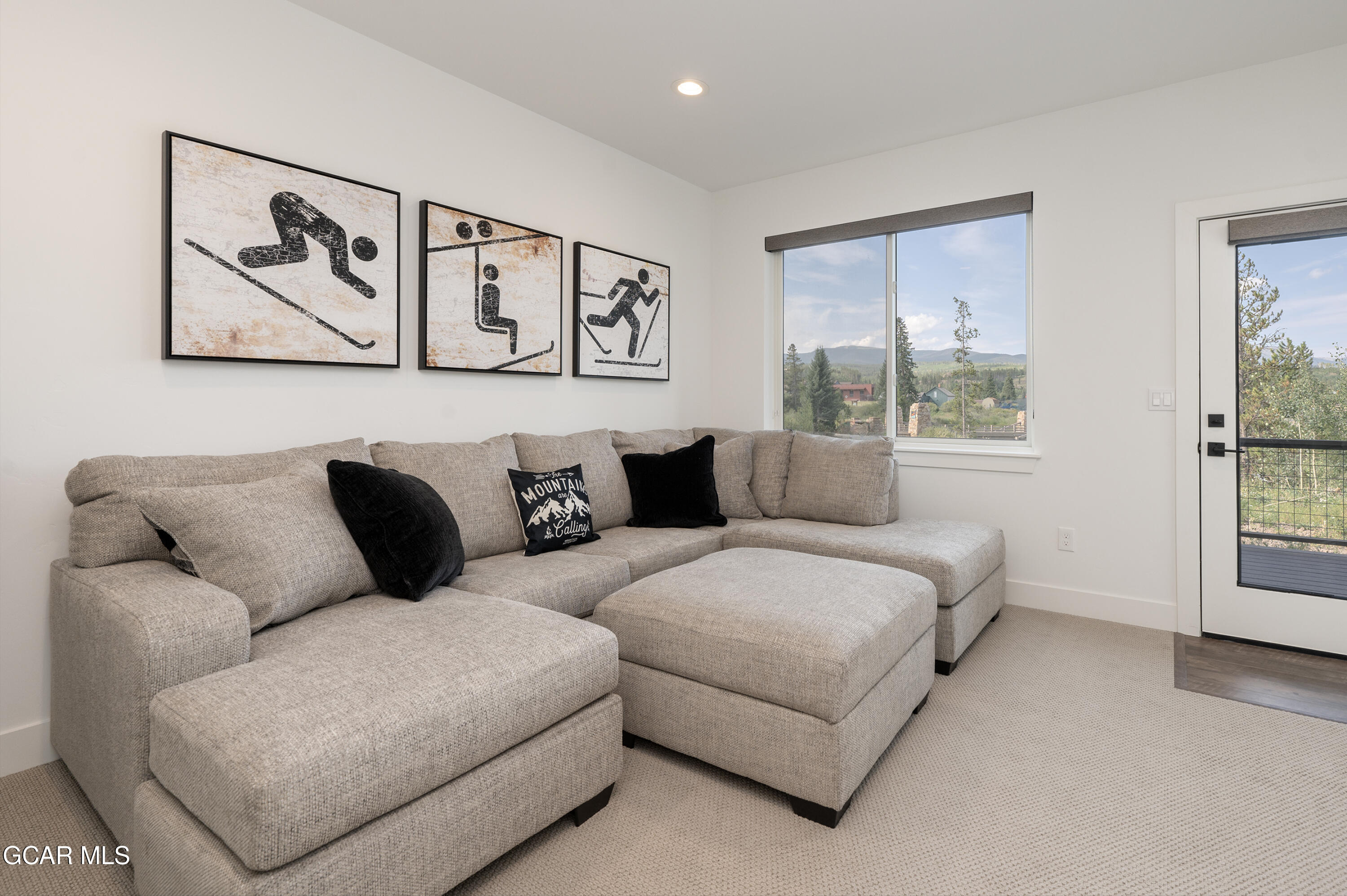 61 River Run Circle