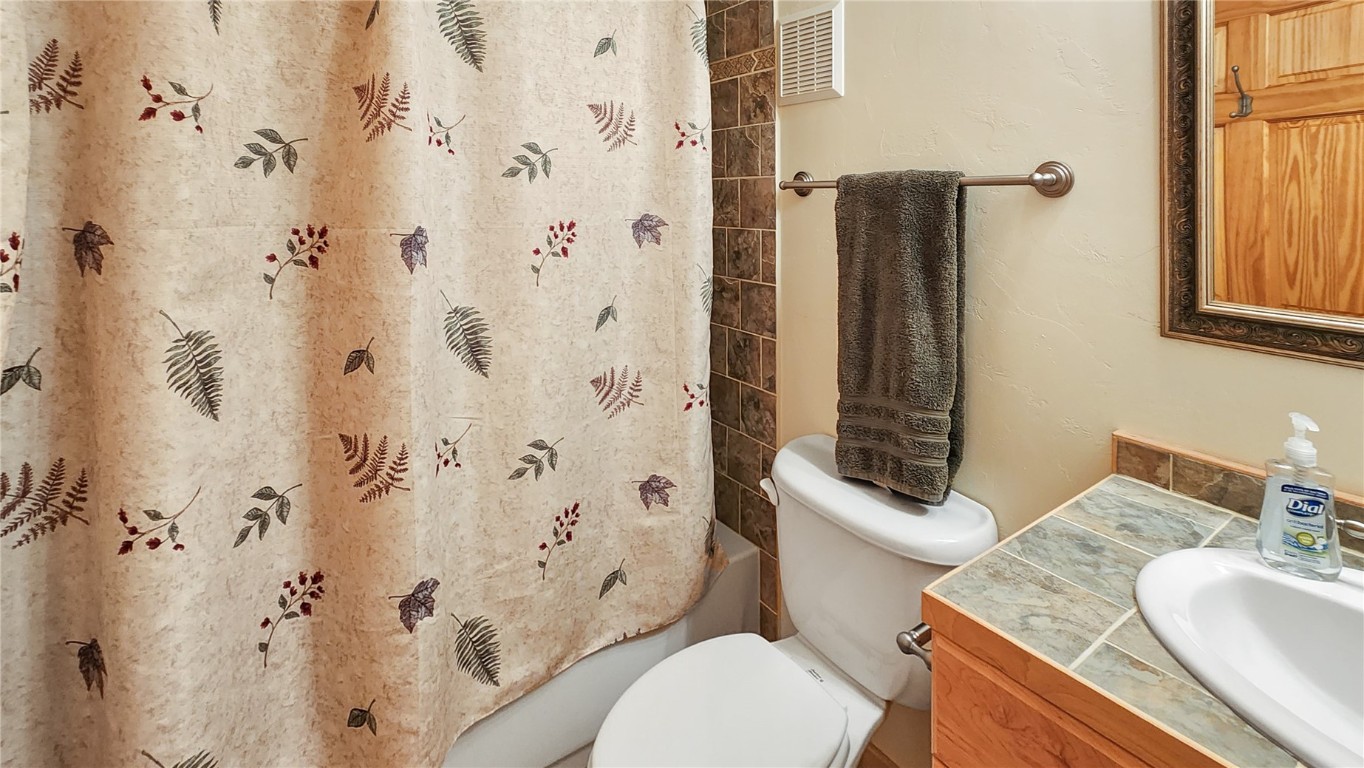 1736 Valley Of The Sun DRIVE