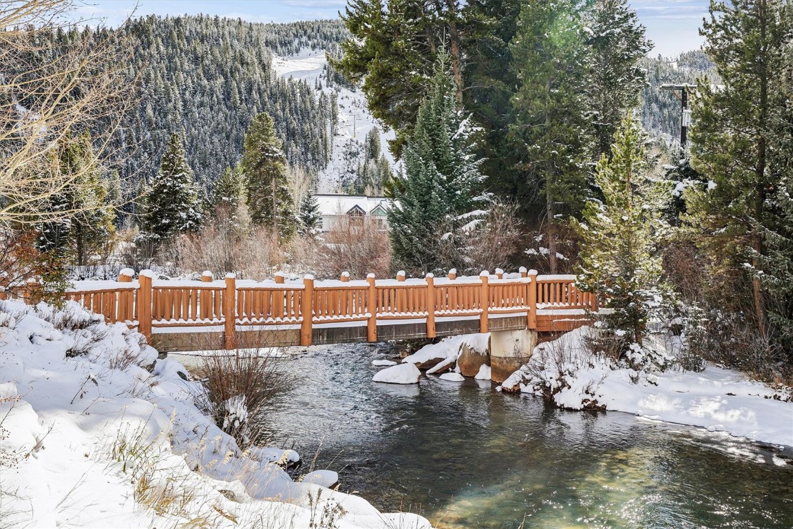 22974 Us Highway 6 A102