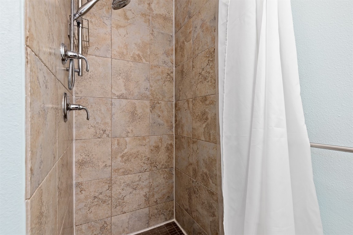 329 N Chipmunk CIRCLE