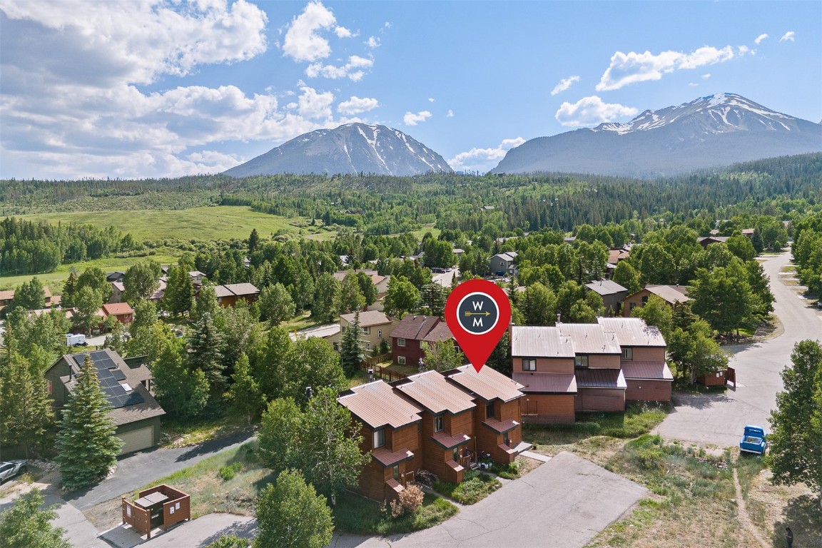 329 N Chipmunk CIRCLE