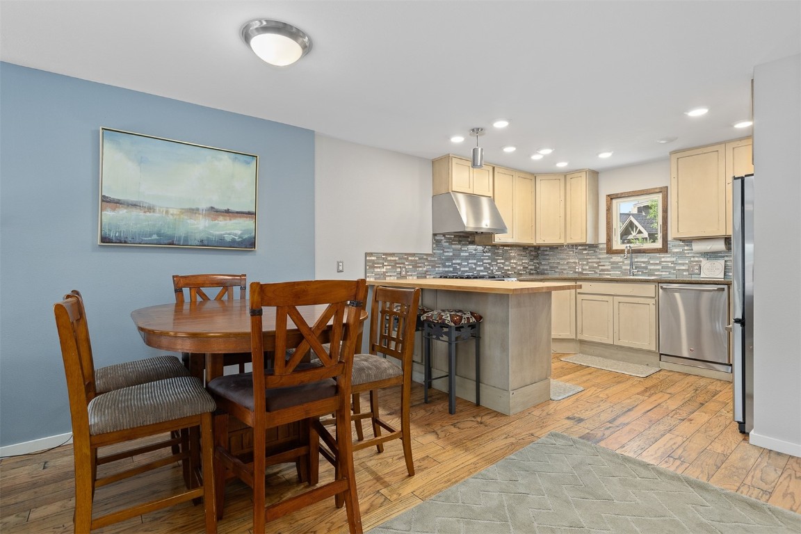 329 N Chipmunk CIRCLE