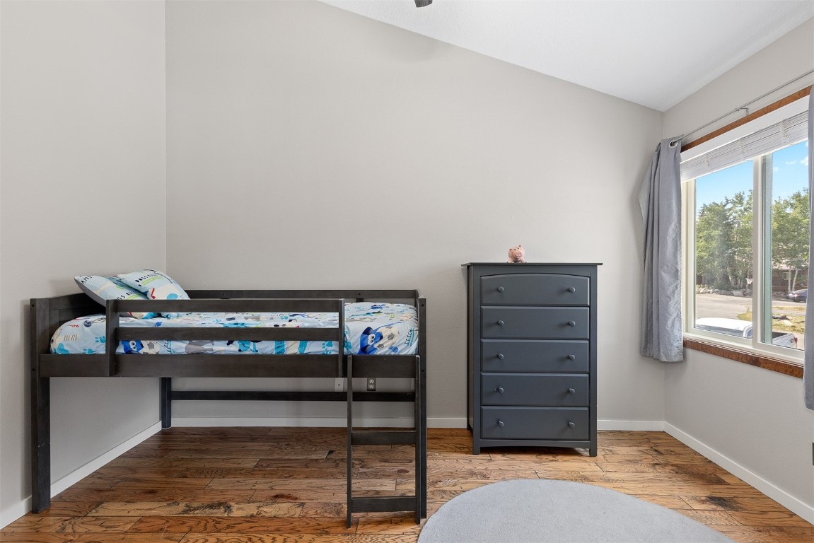 329 N Chipmunk CIRCLE