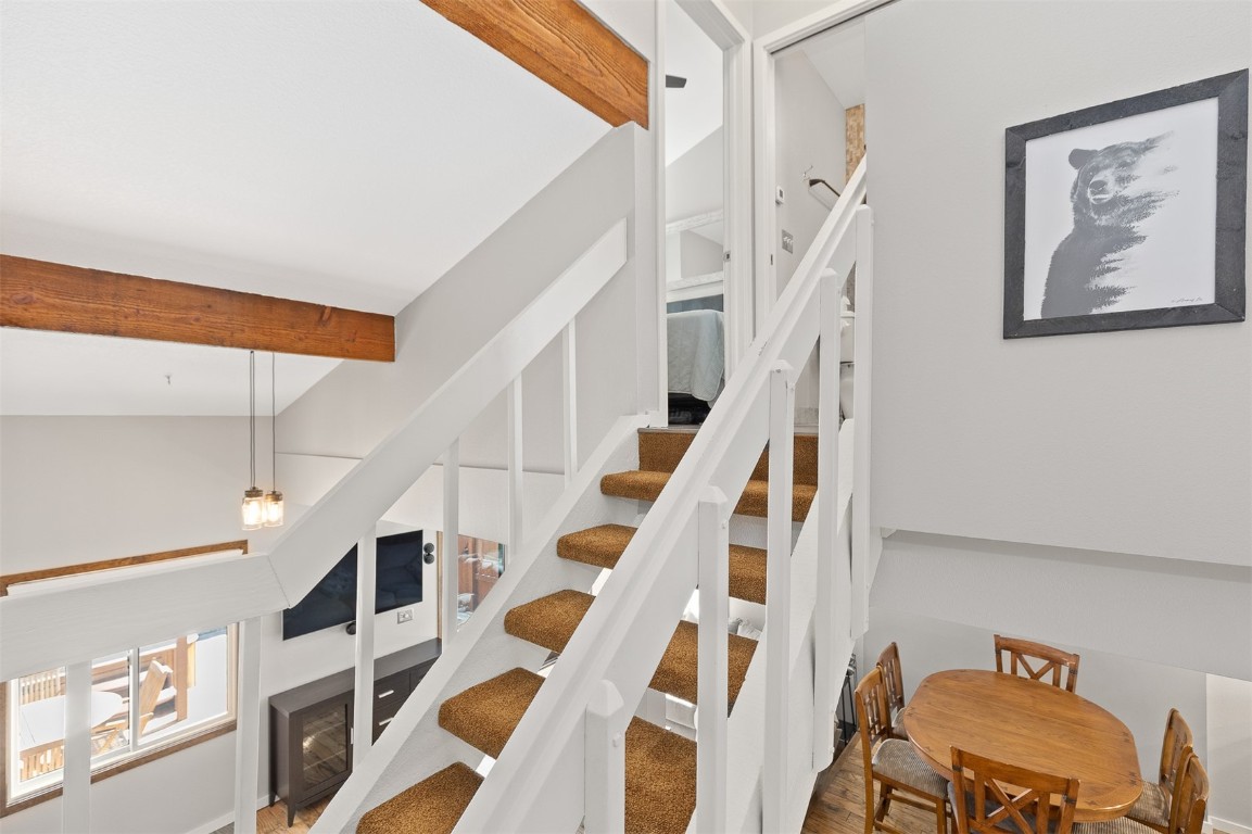 329 N Chipmunk CIRCLE