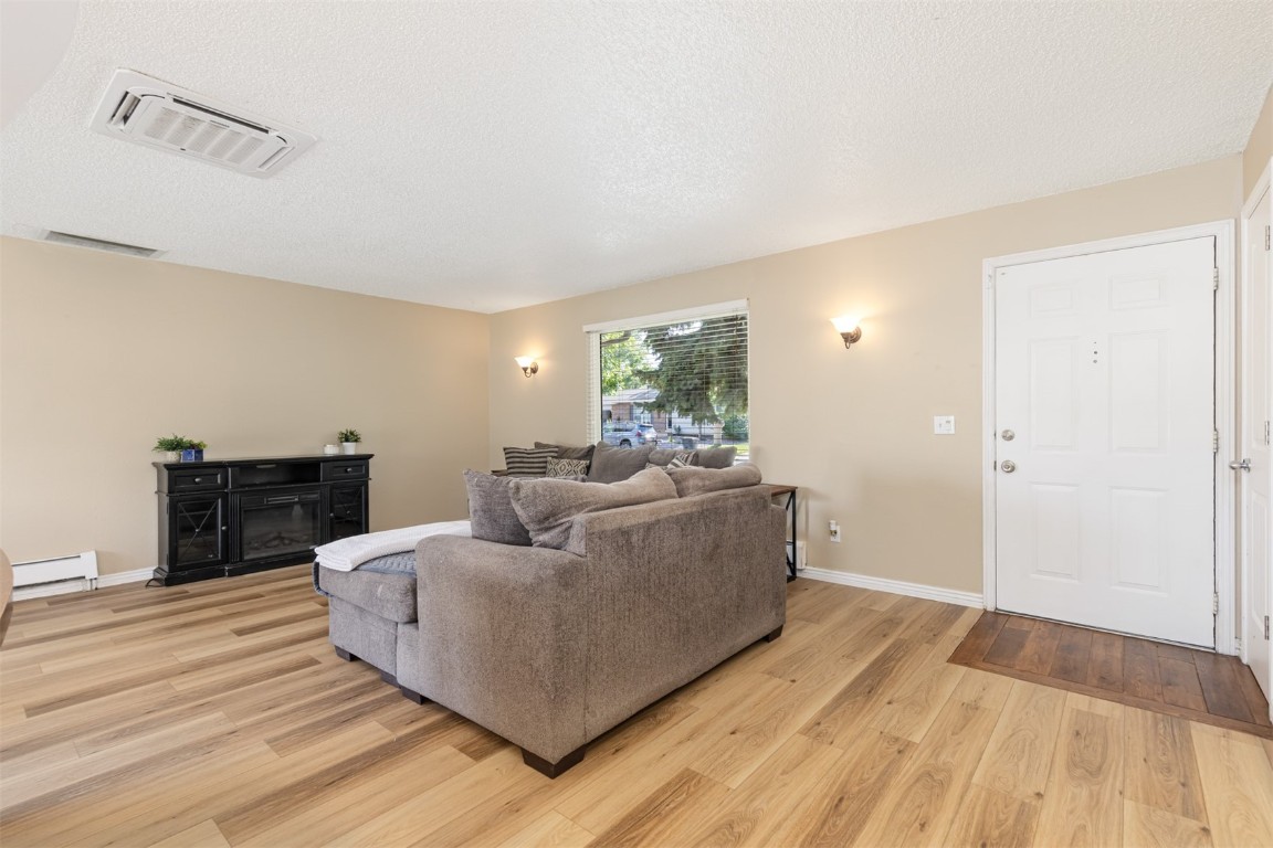 1246 S Telluride STREET