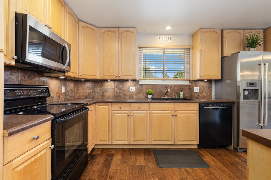 1246 S Telluride STREET