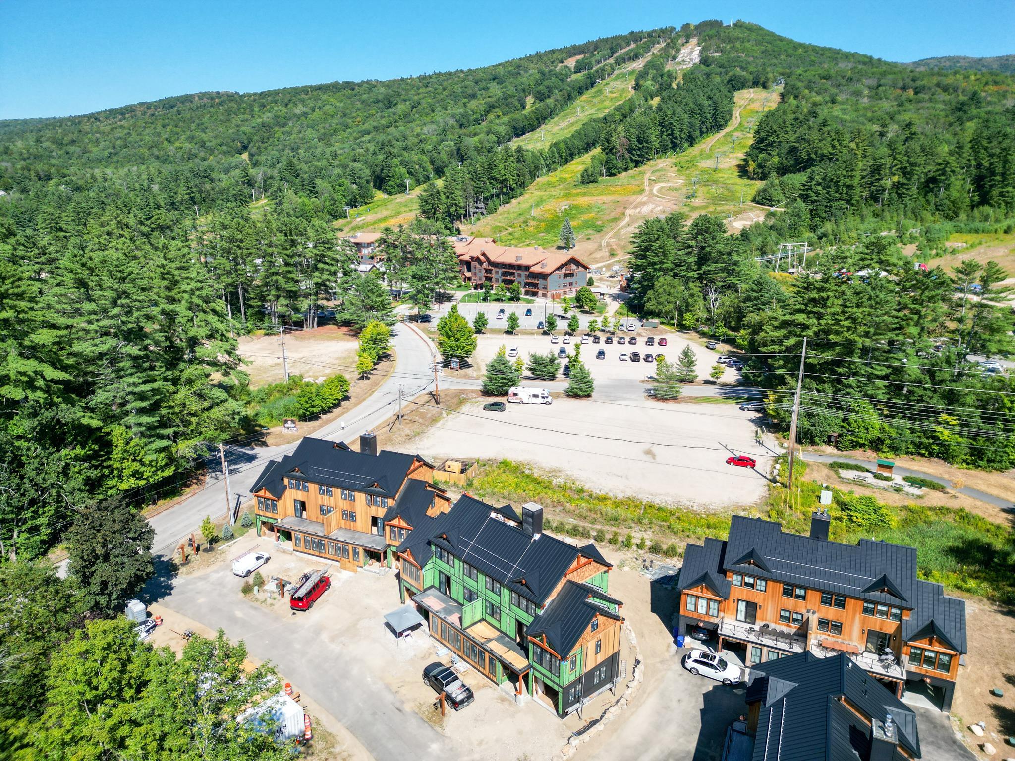 15 Black Diamond Road Unit: 4