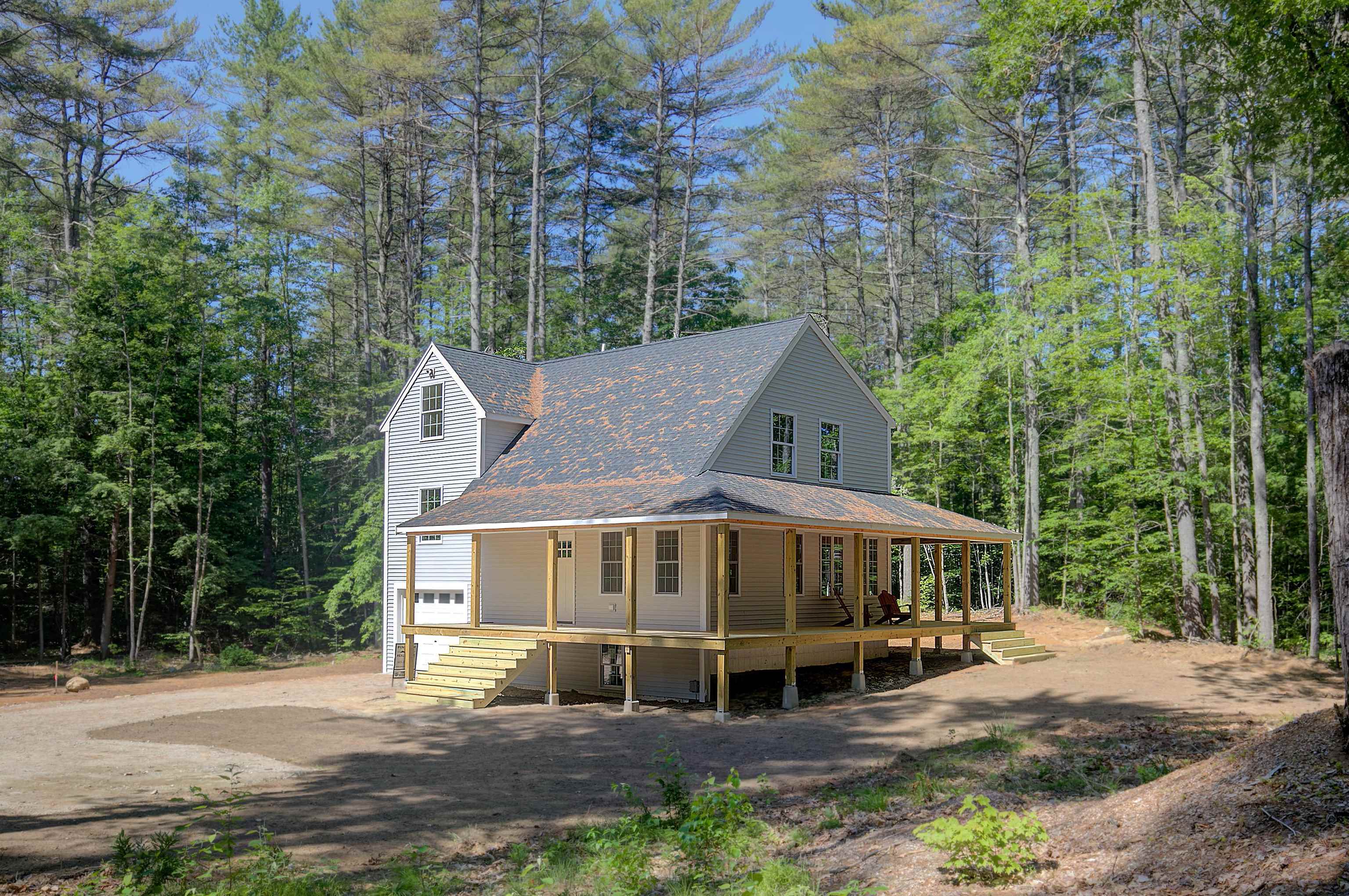 1695 Village Road photo
