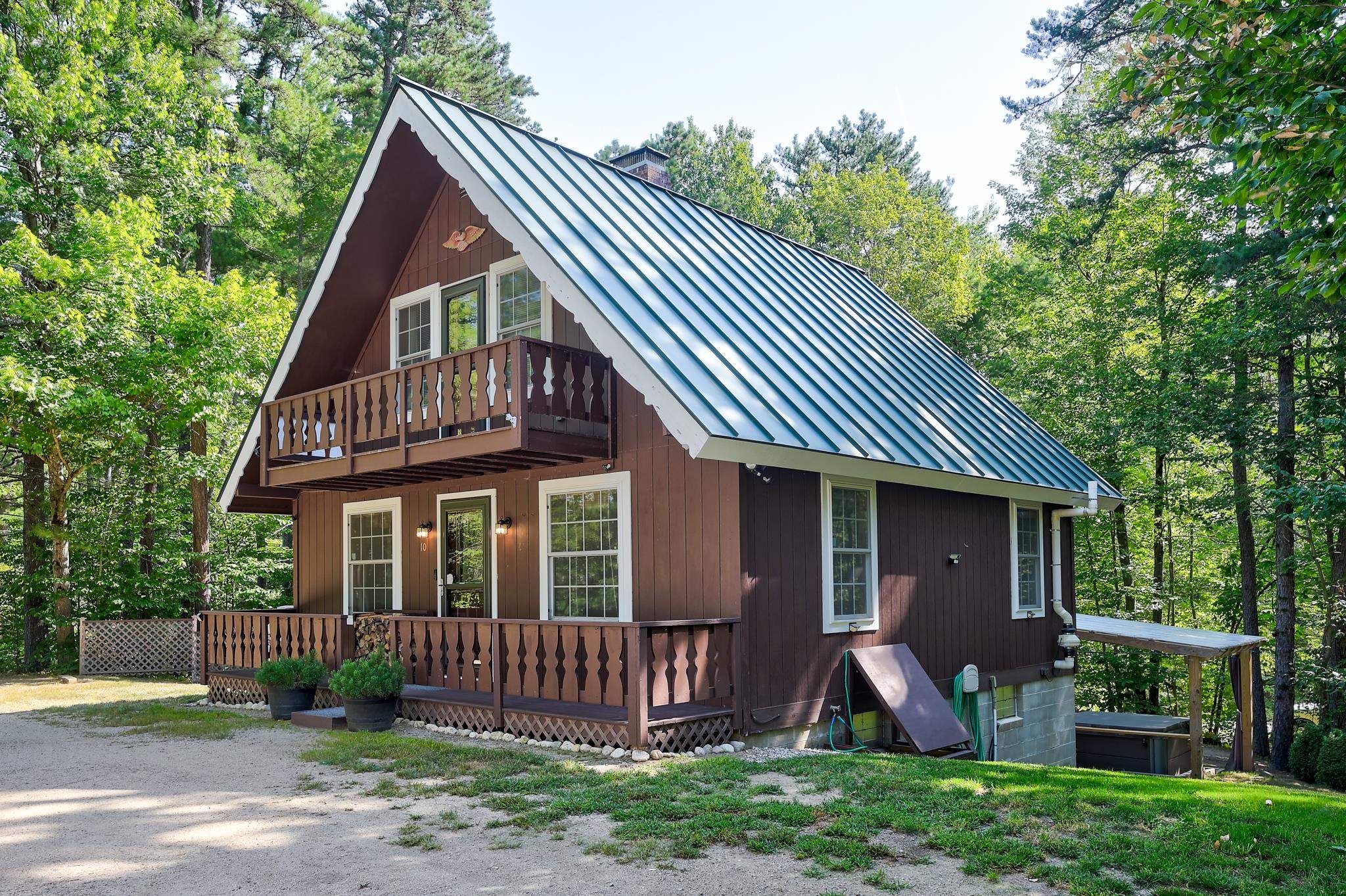 10 Alexander Avenue photo