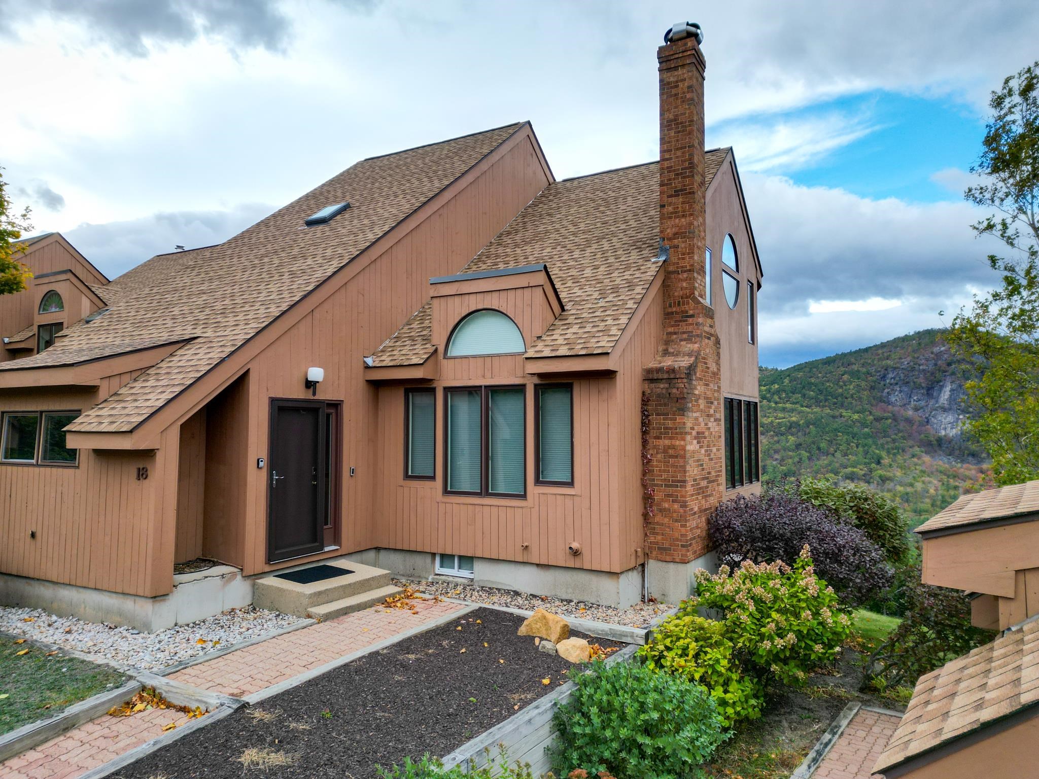 18 Top Notch Road photo