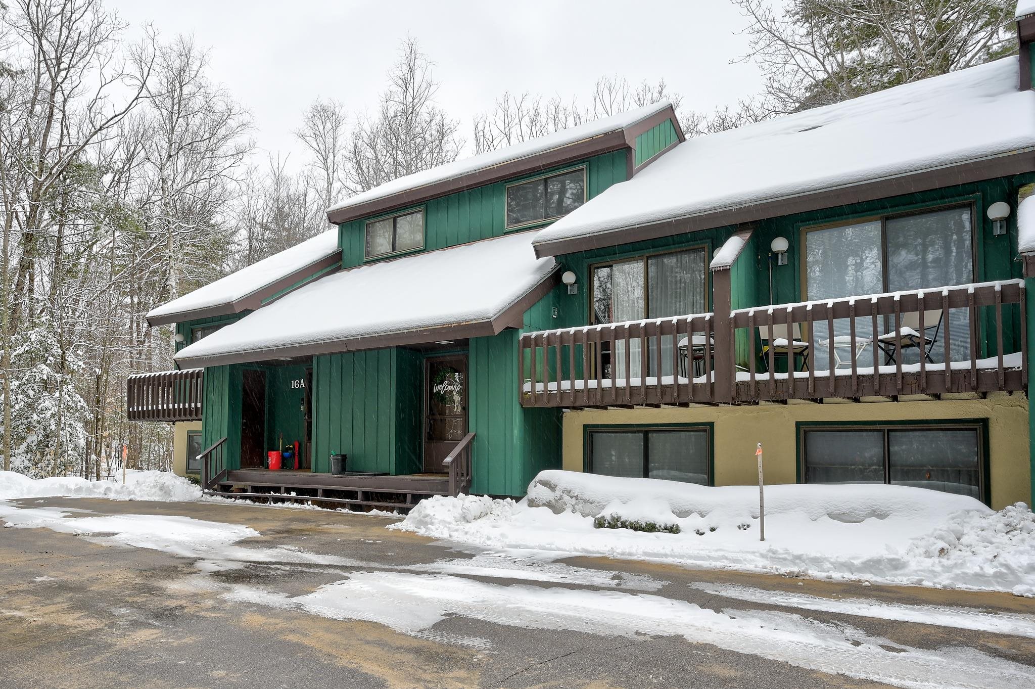 123 Stonehurst Manor Road Unit: 16A