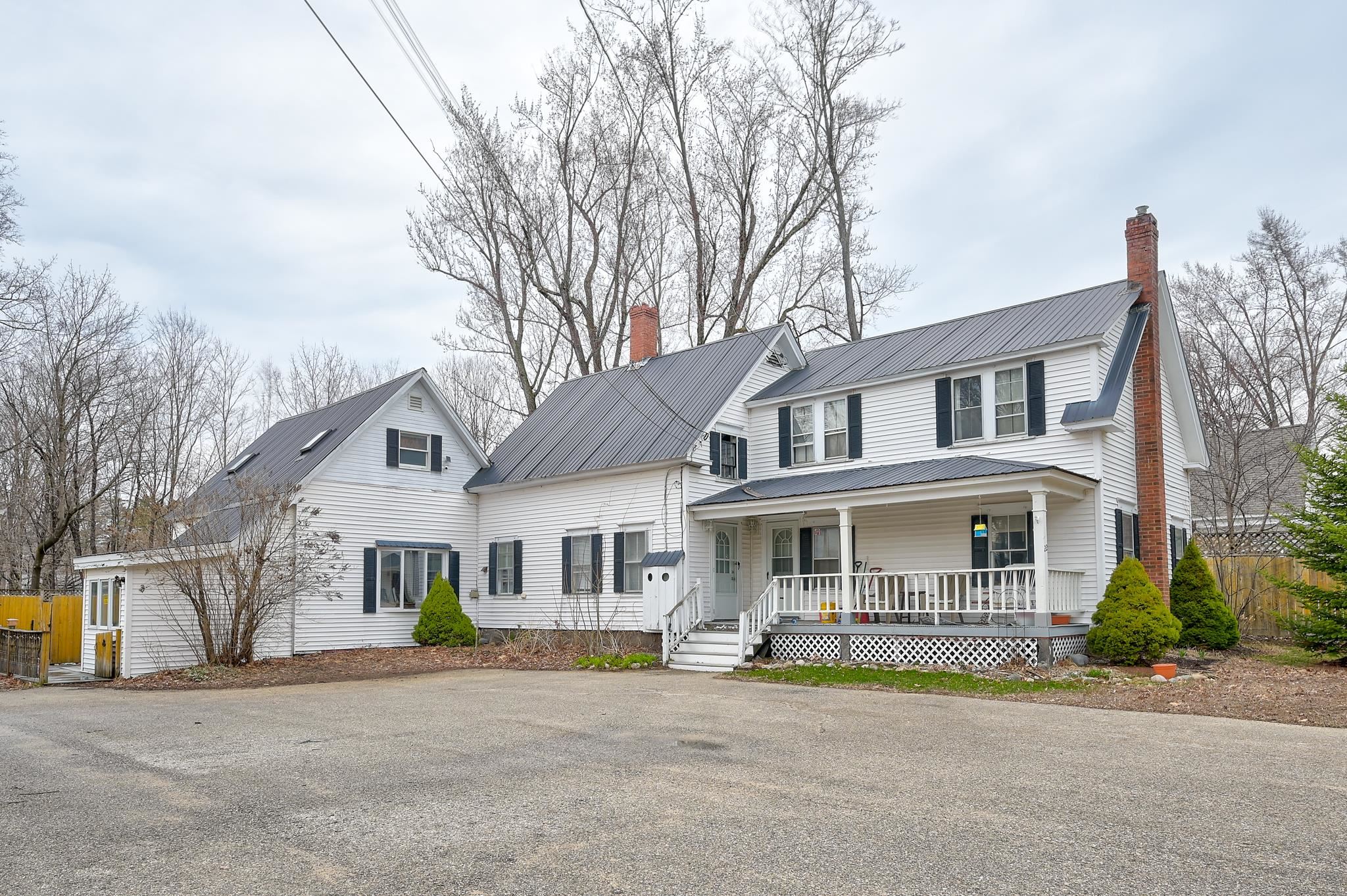 22 Oak Street