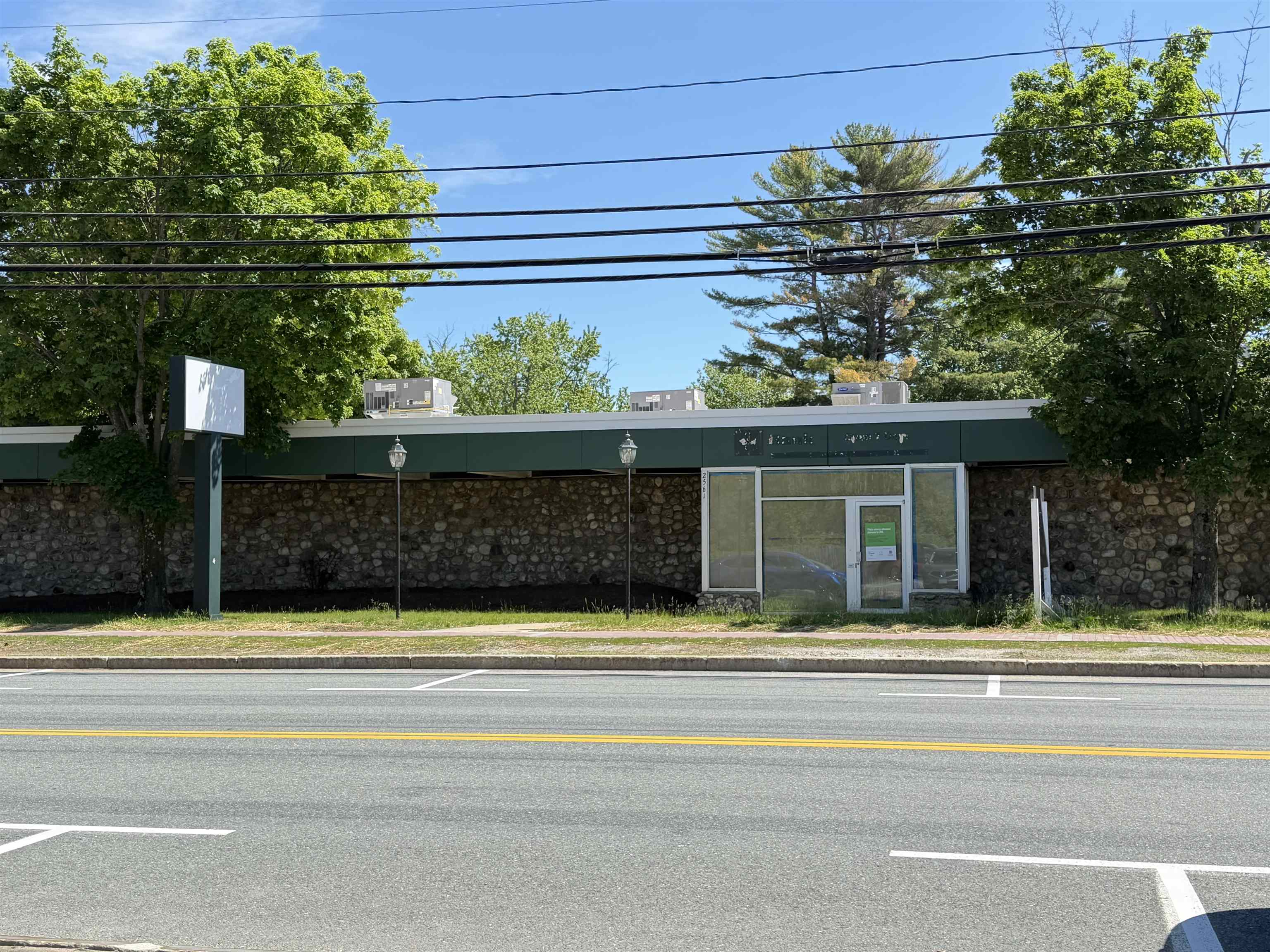 2561 White Mountain Highway photo