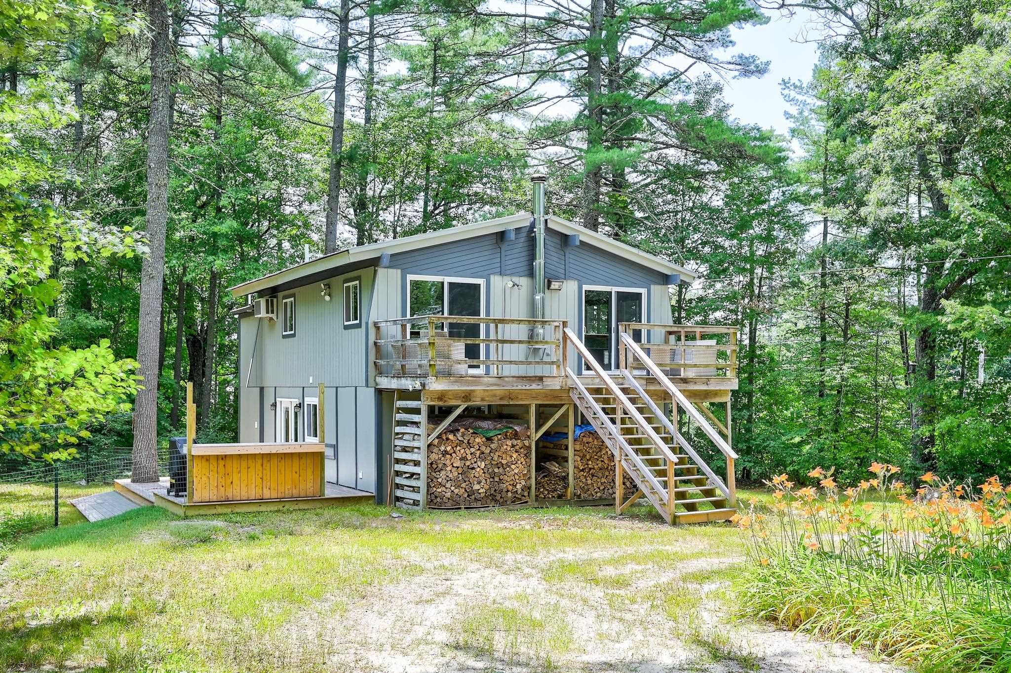 11 Keene Lane