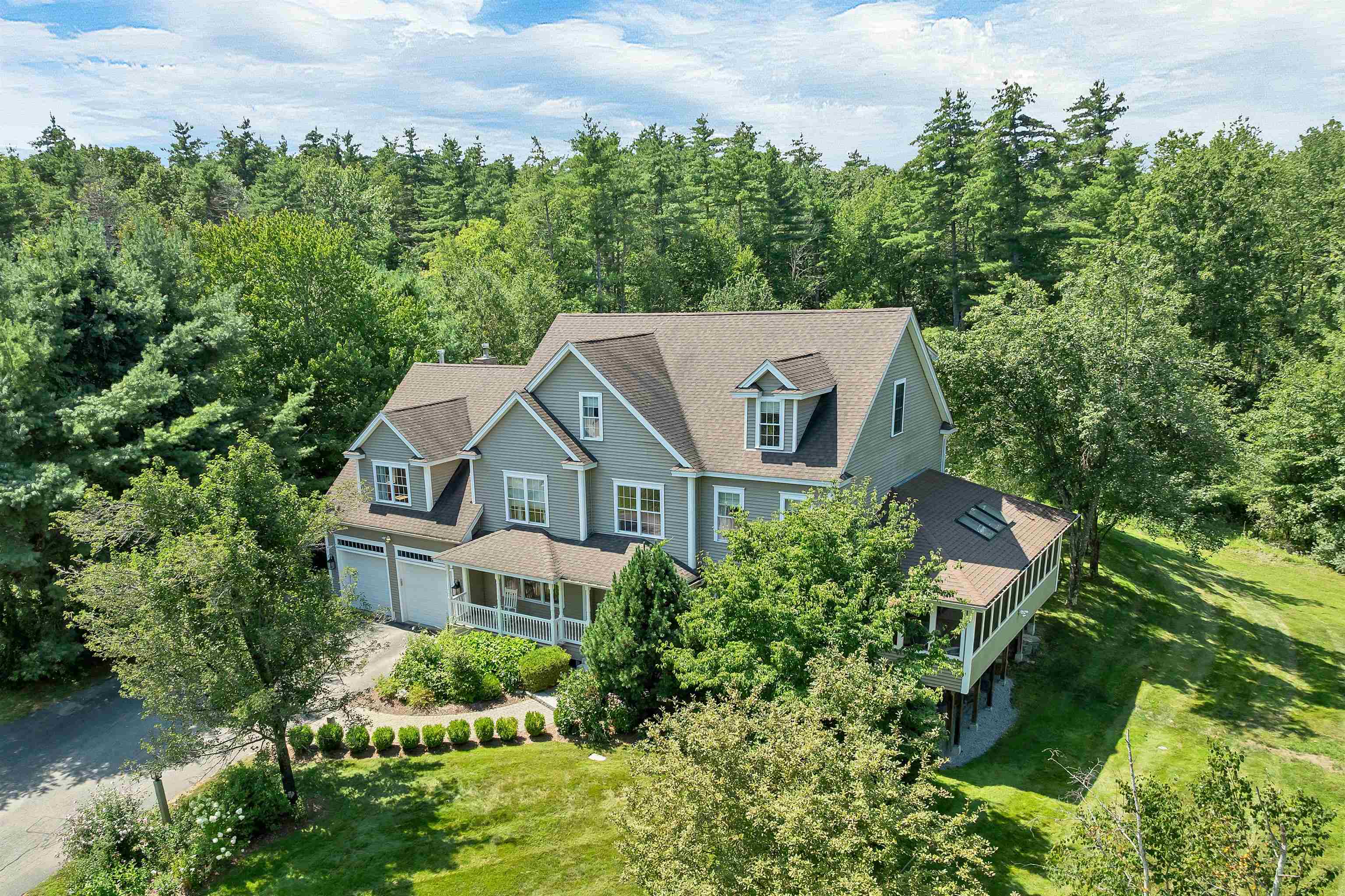 7 Hoyt Pond Road