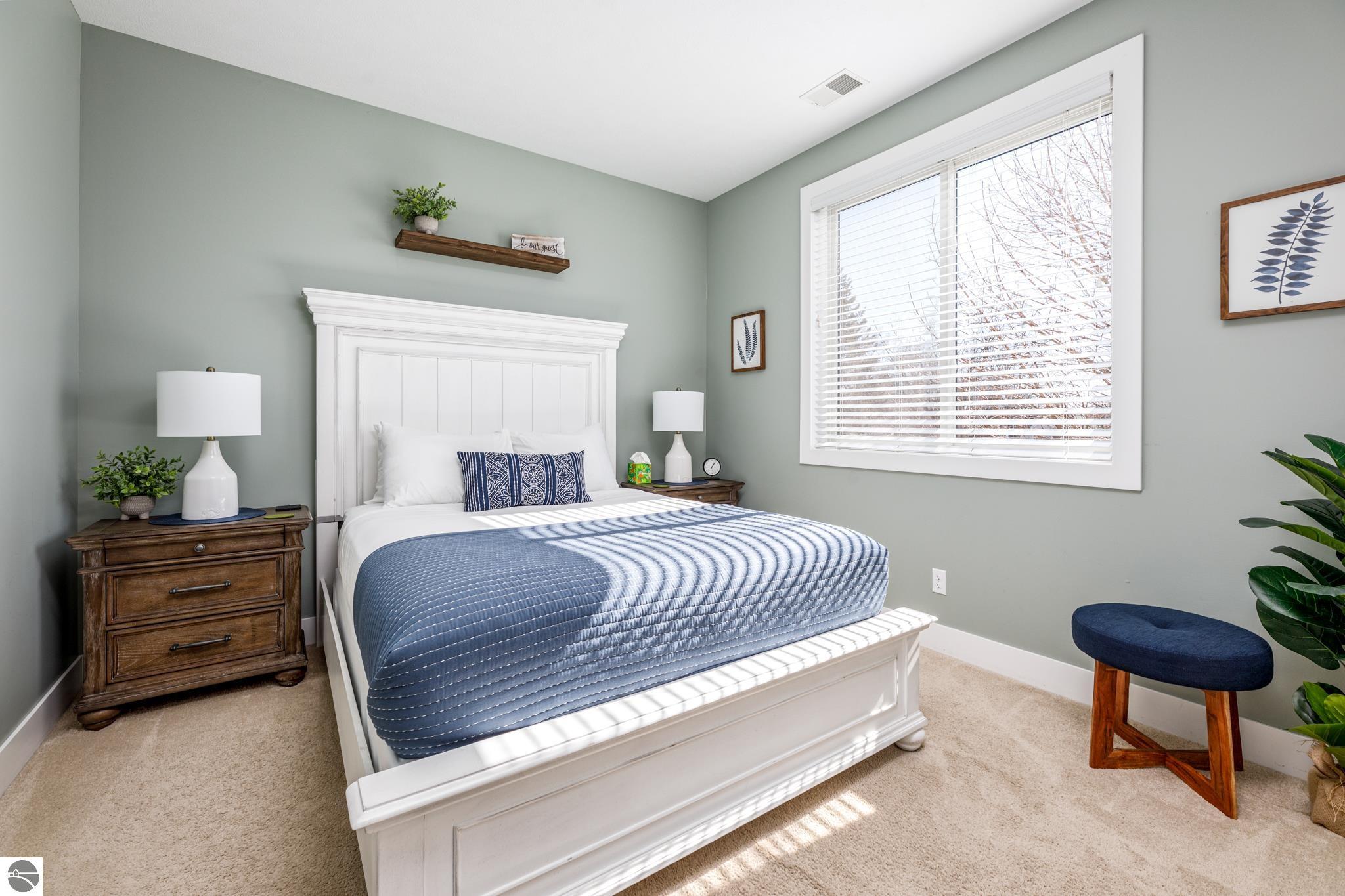 119 E Eighth Street # 6