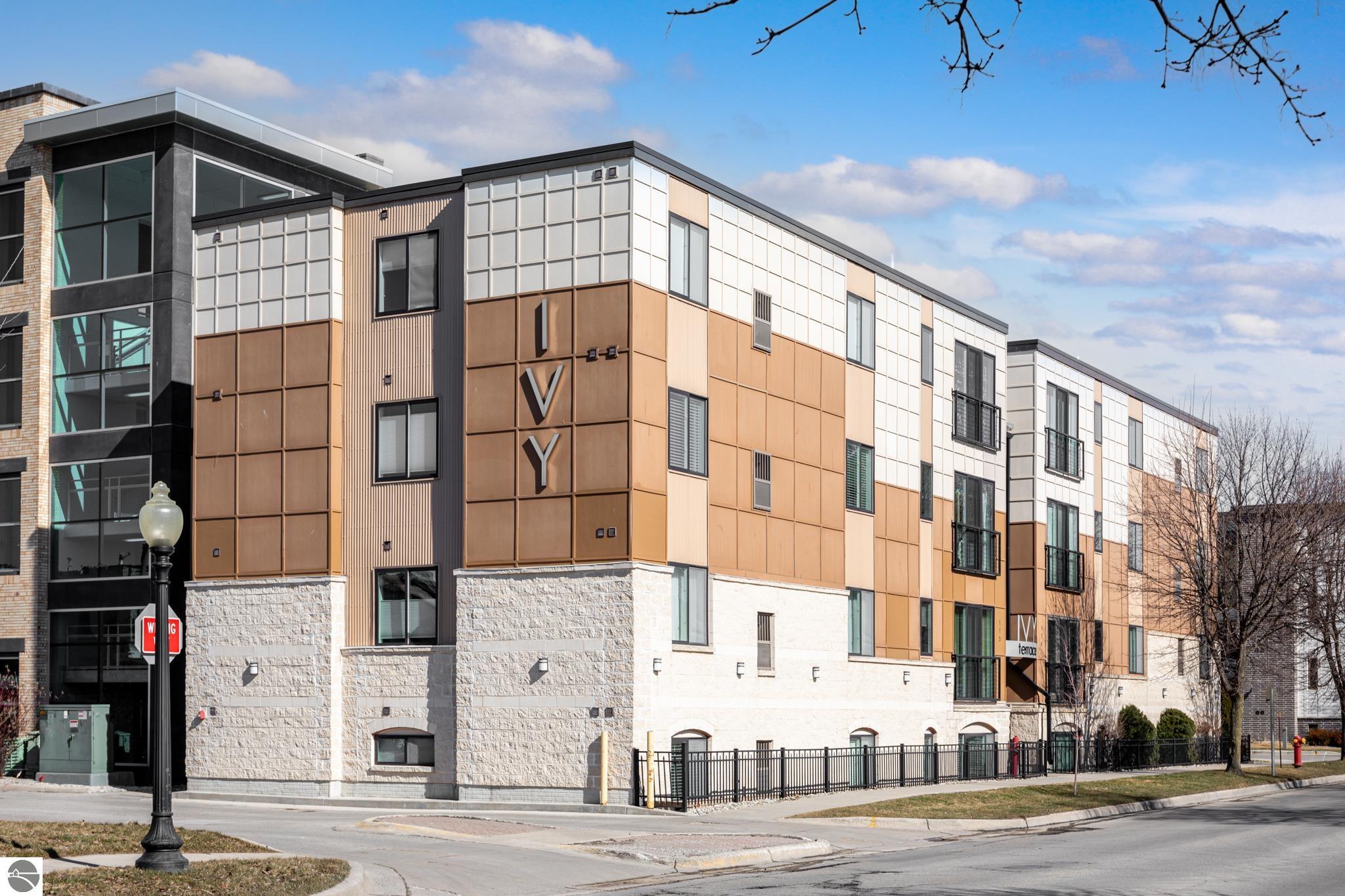 119 E Eighth Street # 6