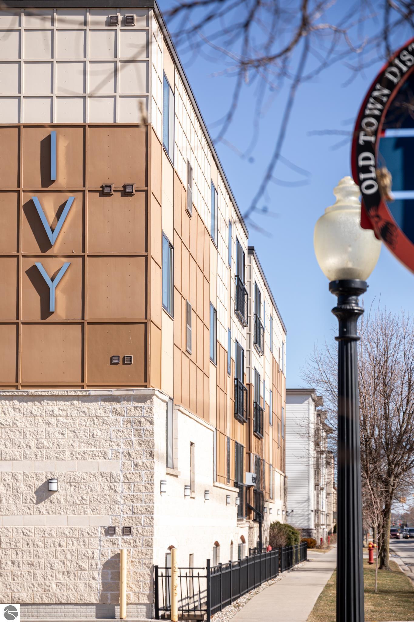 119 E Eighth Street # 6