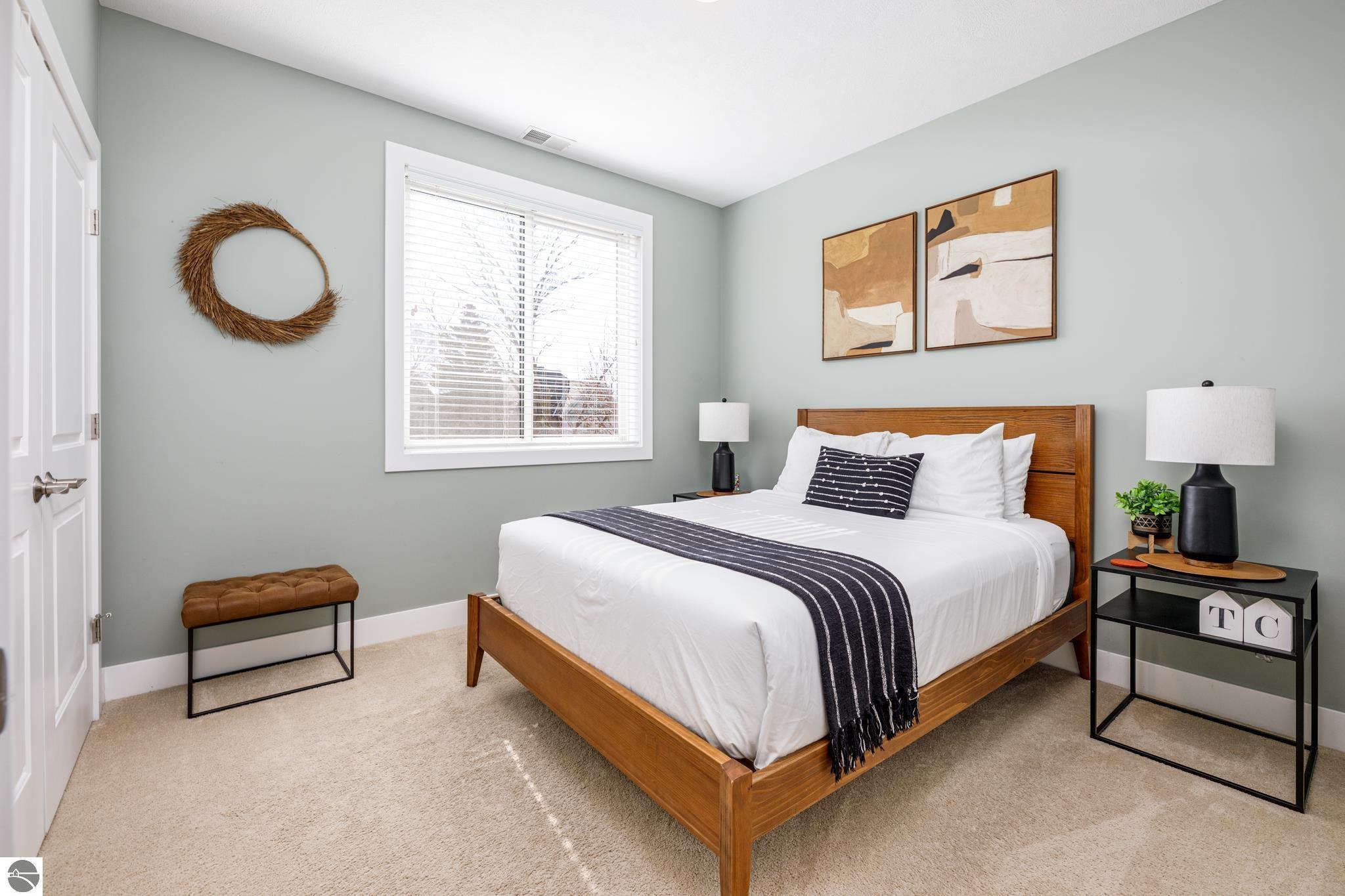 119 E Eighth Street # 6