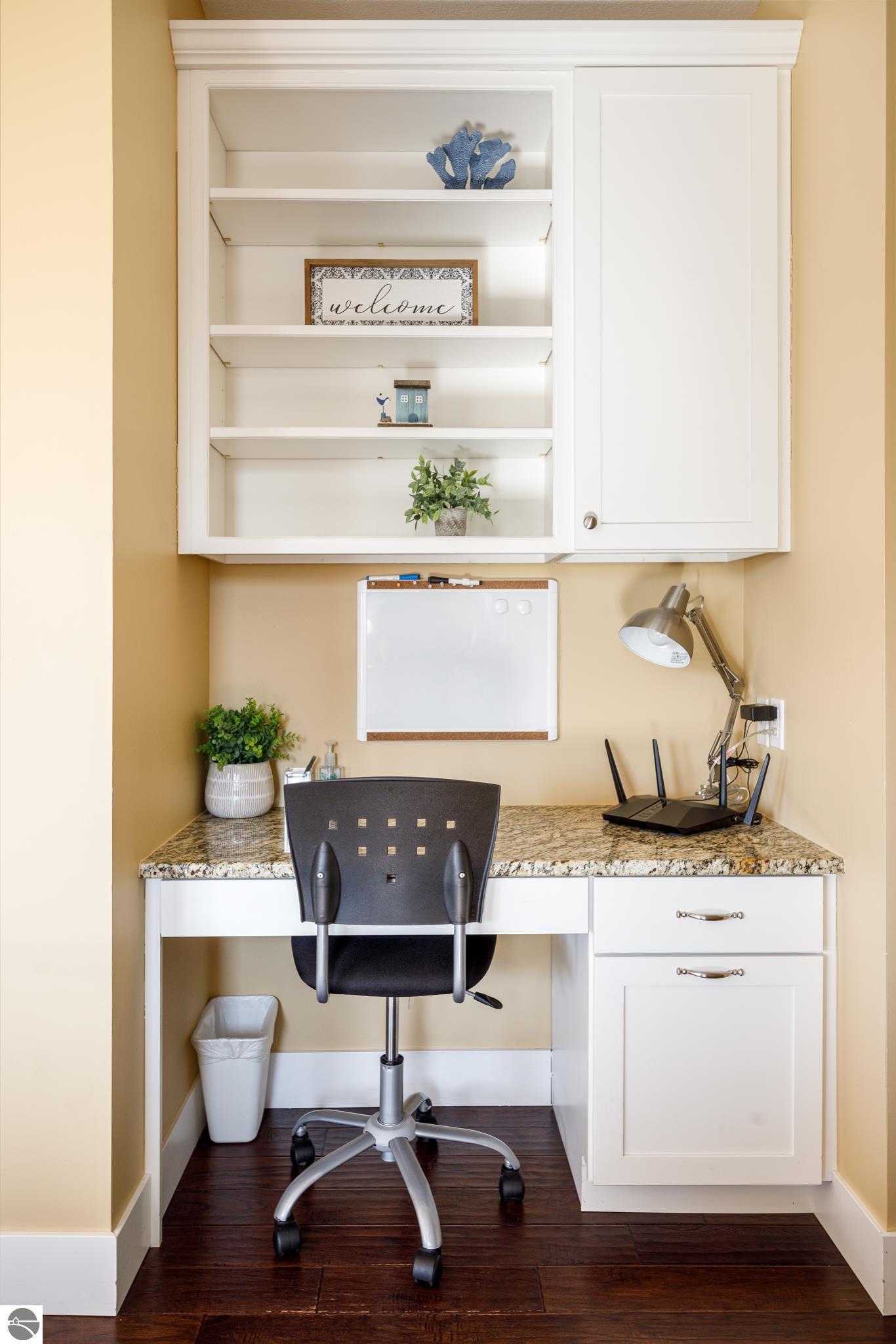 119 E Eighth Street # 6