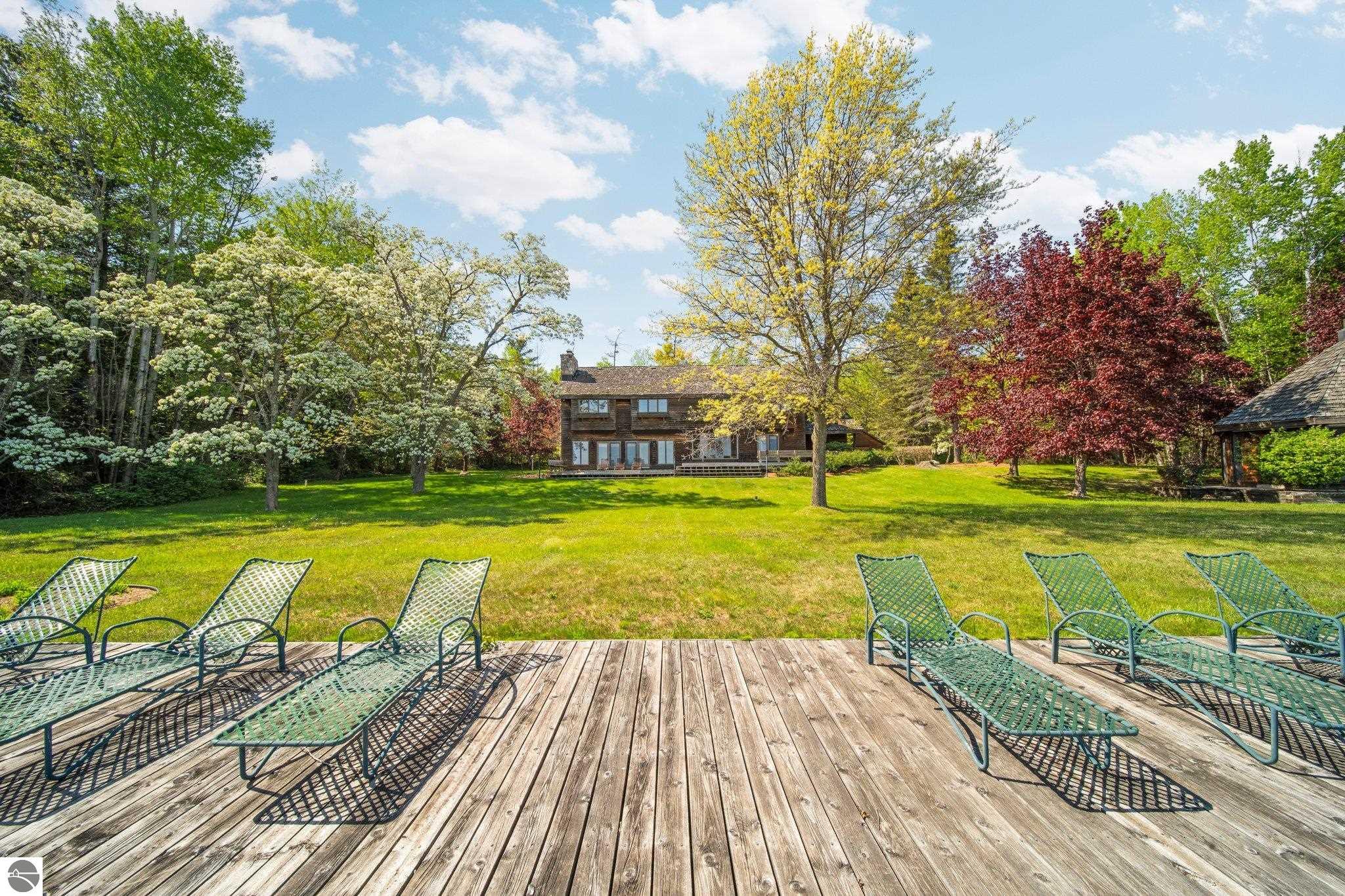 12150 N Seven Pines Road