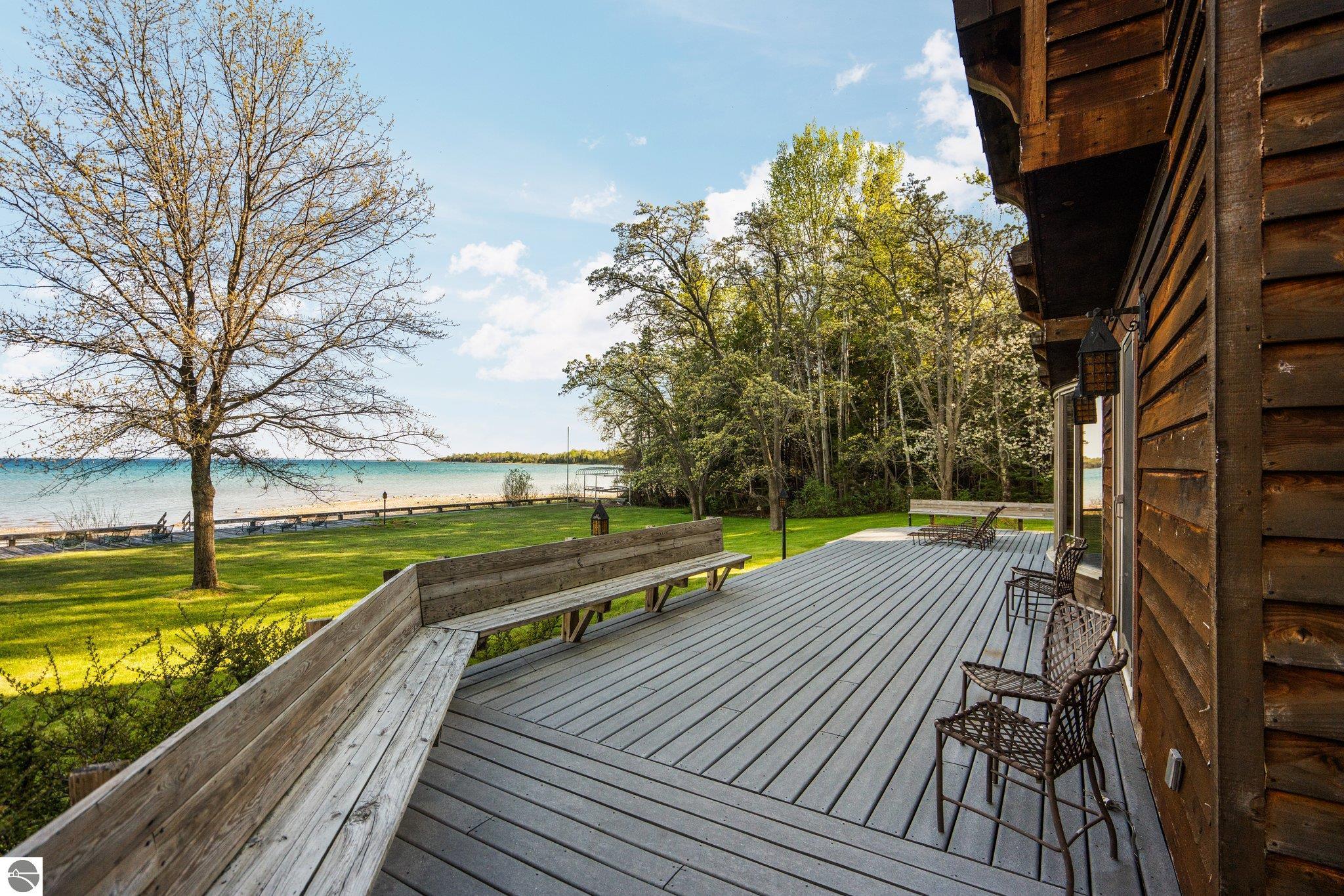 12150 N Seven Pines Road