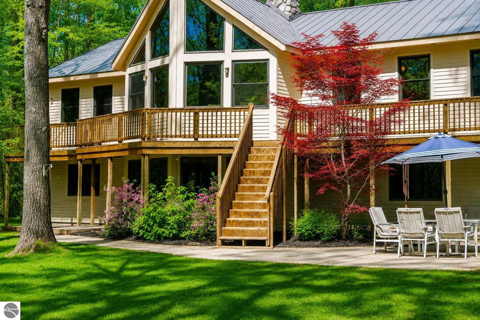 125 Dubonnet Trail